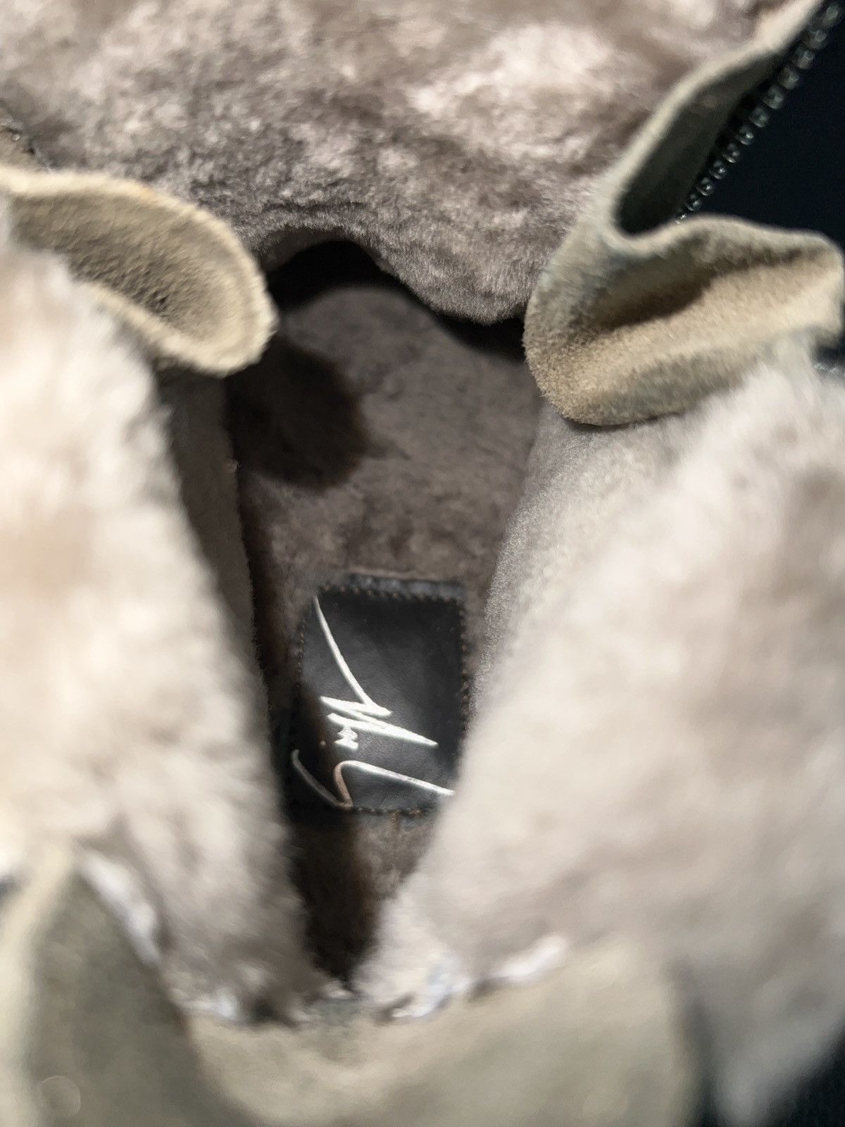 Giuseppe Zanotti Giuseppe Zanotti Shearling High-Top Sneakers Size US 7 / IT 37 - 15 Thumbnail