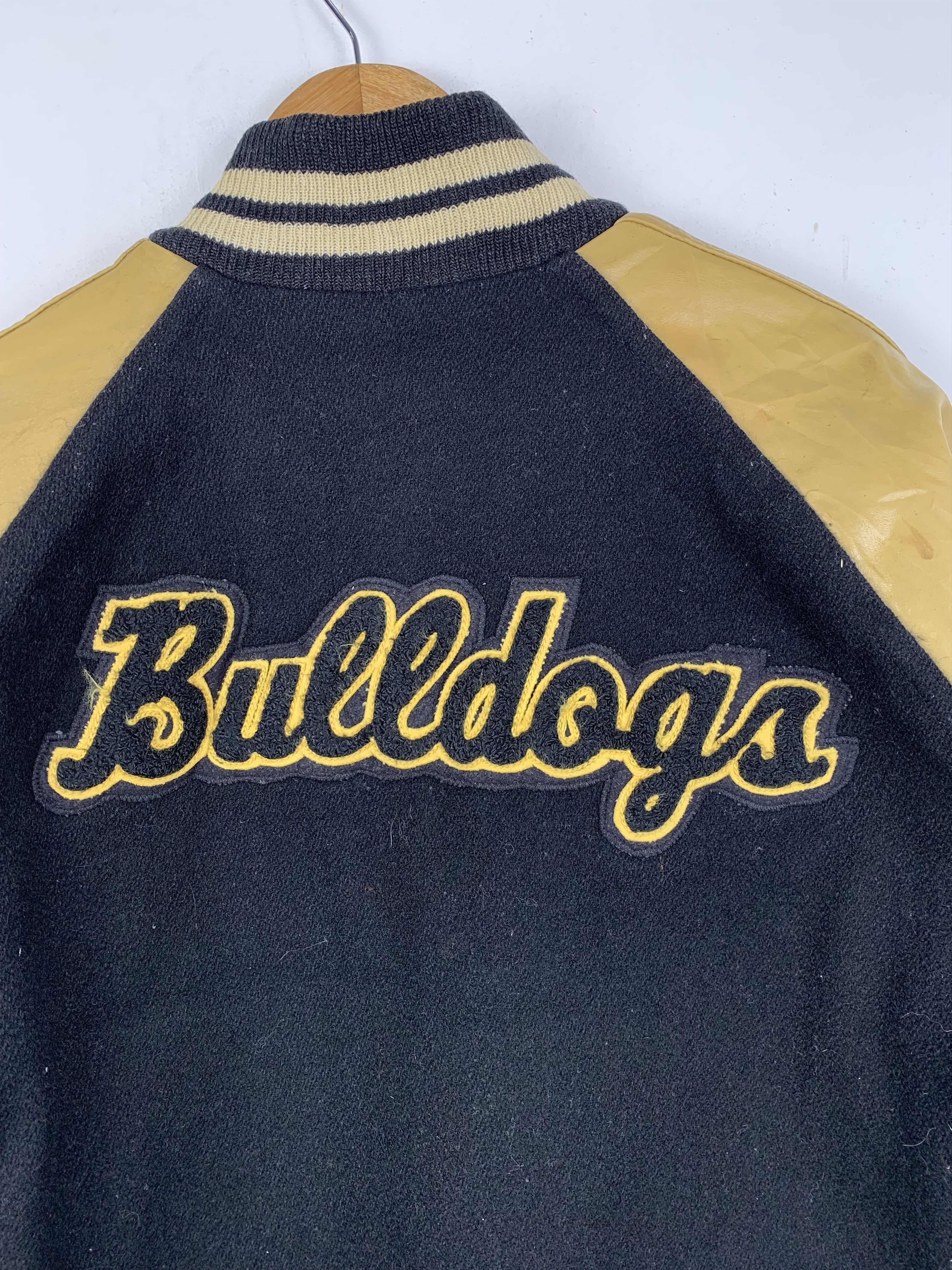 NEFF Vintage 80s Neff Buldogs Sleeve Leather Varsity Jacket V0533 Size US M / EU 48-50 / 2 - 15 Thumbnail