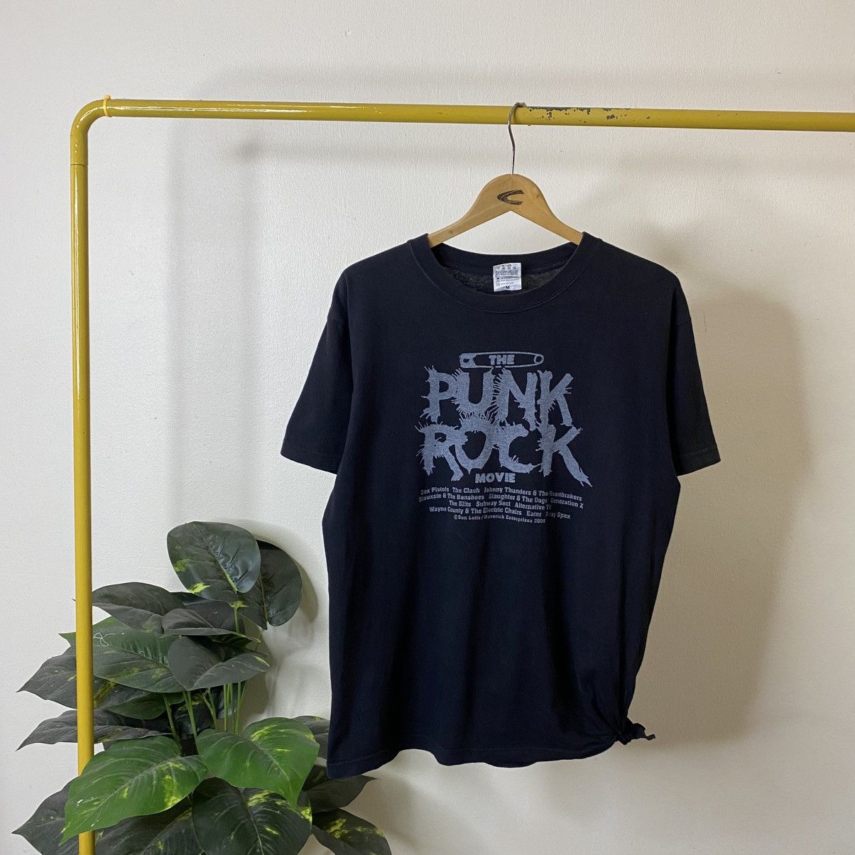 Vintage 1990s The Punk Rock Movie Punk Movie Promo T shirt Size US L / EU 52-54 / 3 - 1 Thumbnail