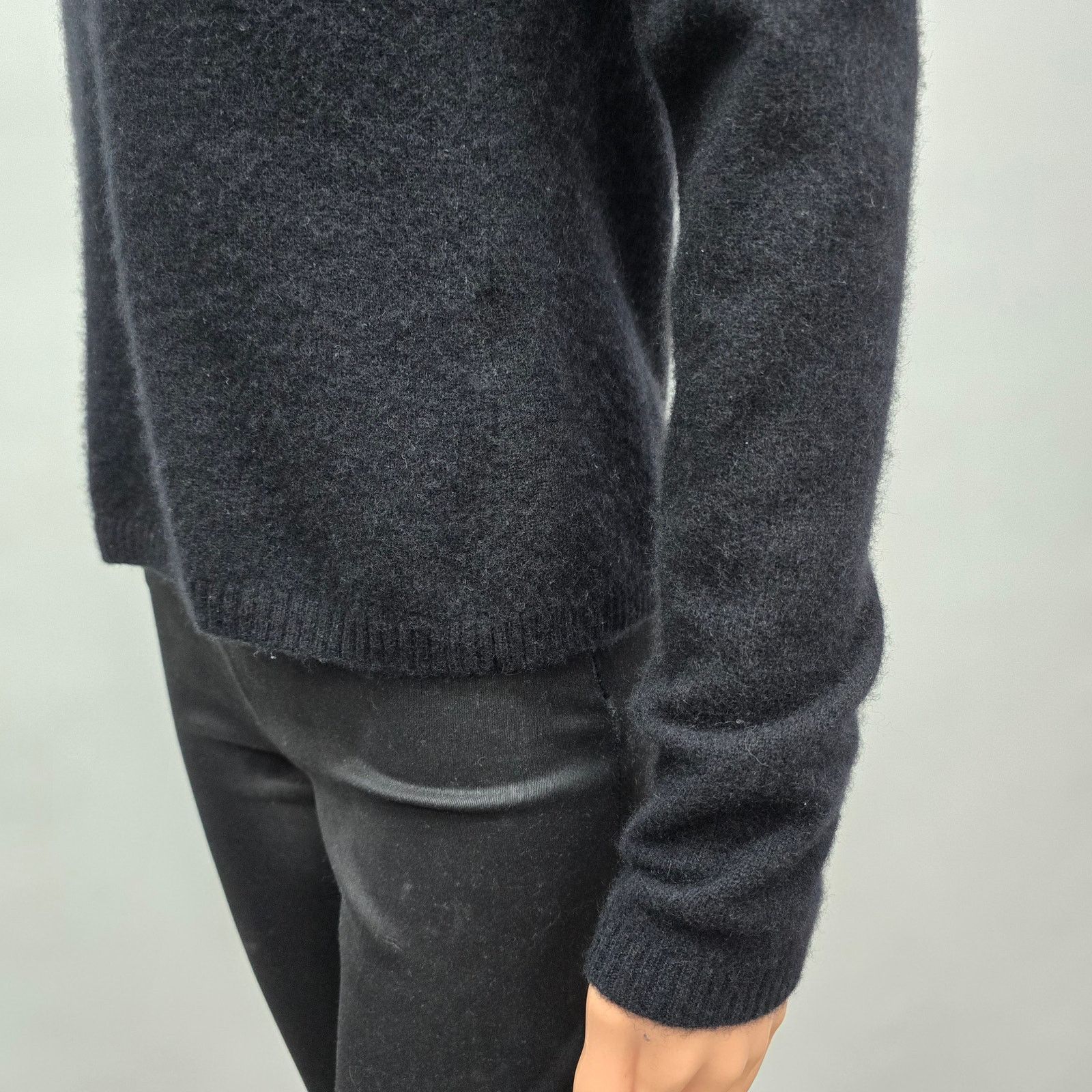 Other Prague Cashmere Sweater V-Neck 100% Cashmere M Lightweight Size M / US 6-8 / IT 42-44 - 7 Thumbnail