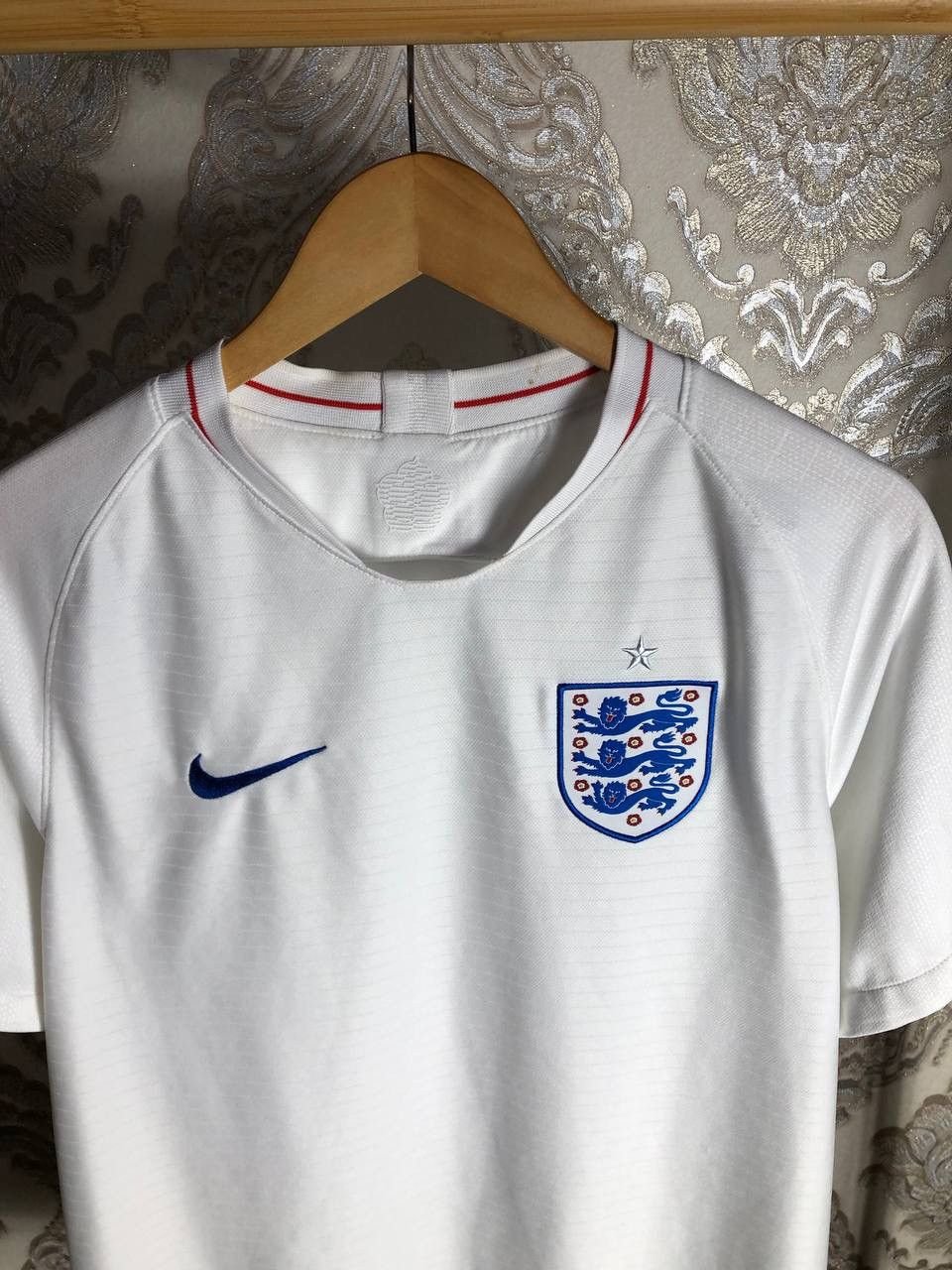 Nike VINTAGE NIKE ENGLAND SOCCER JERSEY MANCHESTER RETRO Y2K 90s Size US L / EU 52-54 / 3 - 2 Thumbnail
