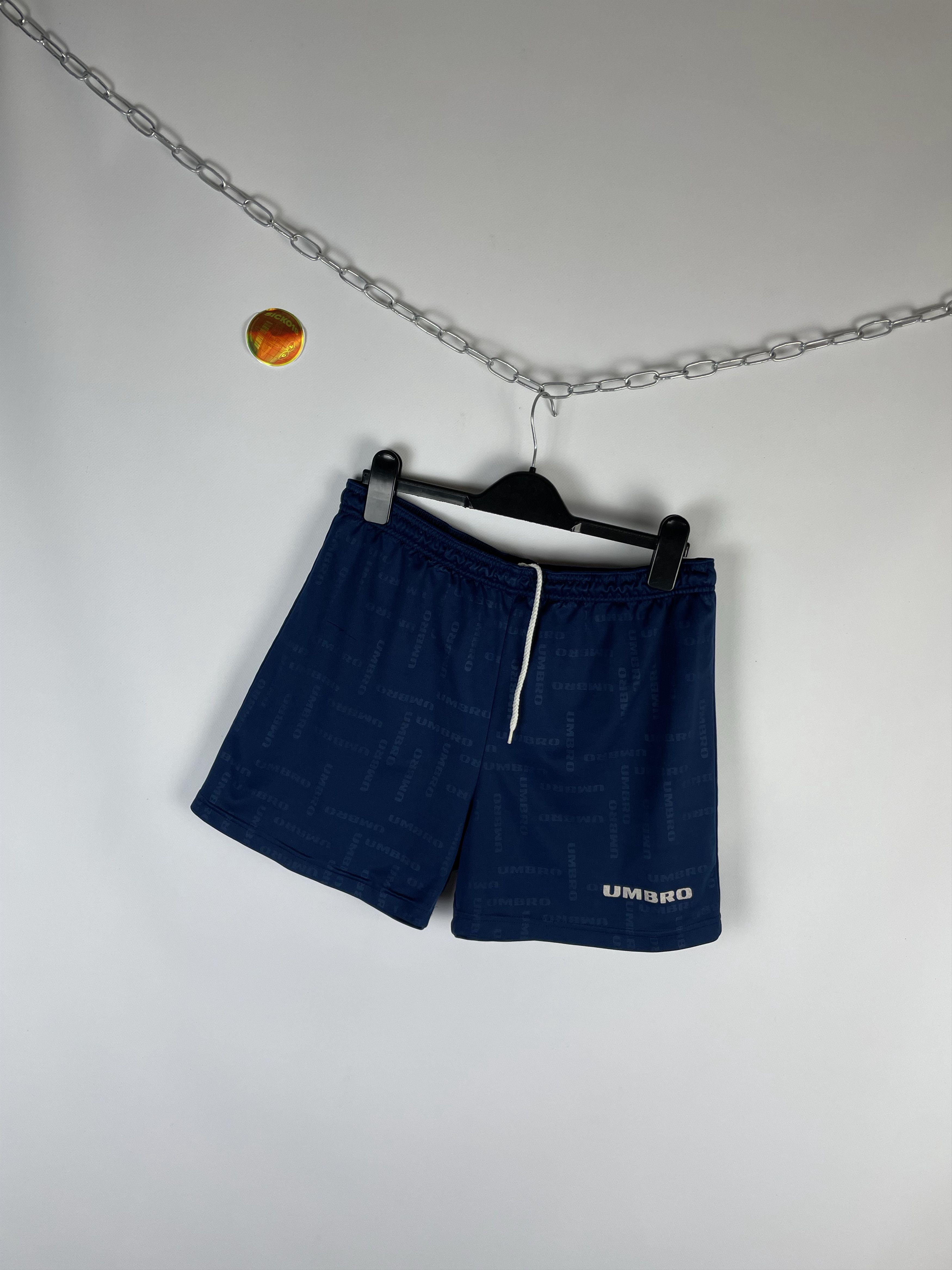 Other Vintage Umbro Shorts Y2k Size US 34 / EU 50 - 2 Thumbnail