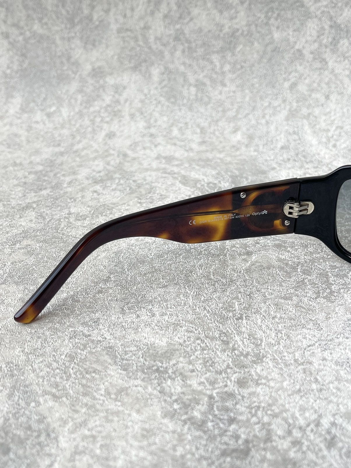 Dior Vintage Christian Dior Shaded 1S Tortoise Shield Sunglasses Size ONE SIZE - 6 Thumbnail