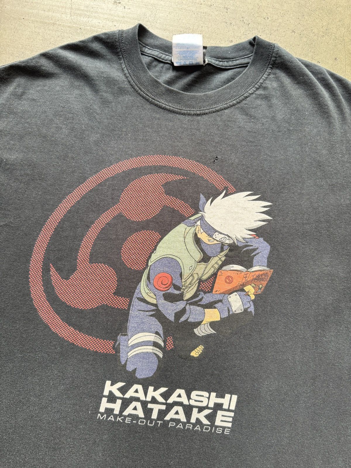 Vintage 00s Kakashi Makeout Paradise Naruto Anime Tee Shirt Lain DBZ Size US M / EU 48-50 / 2 - 3 Thumbnail