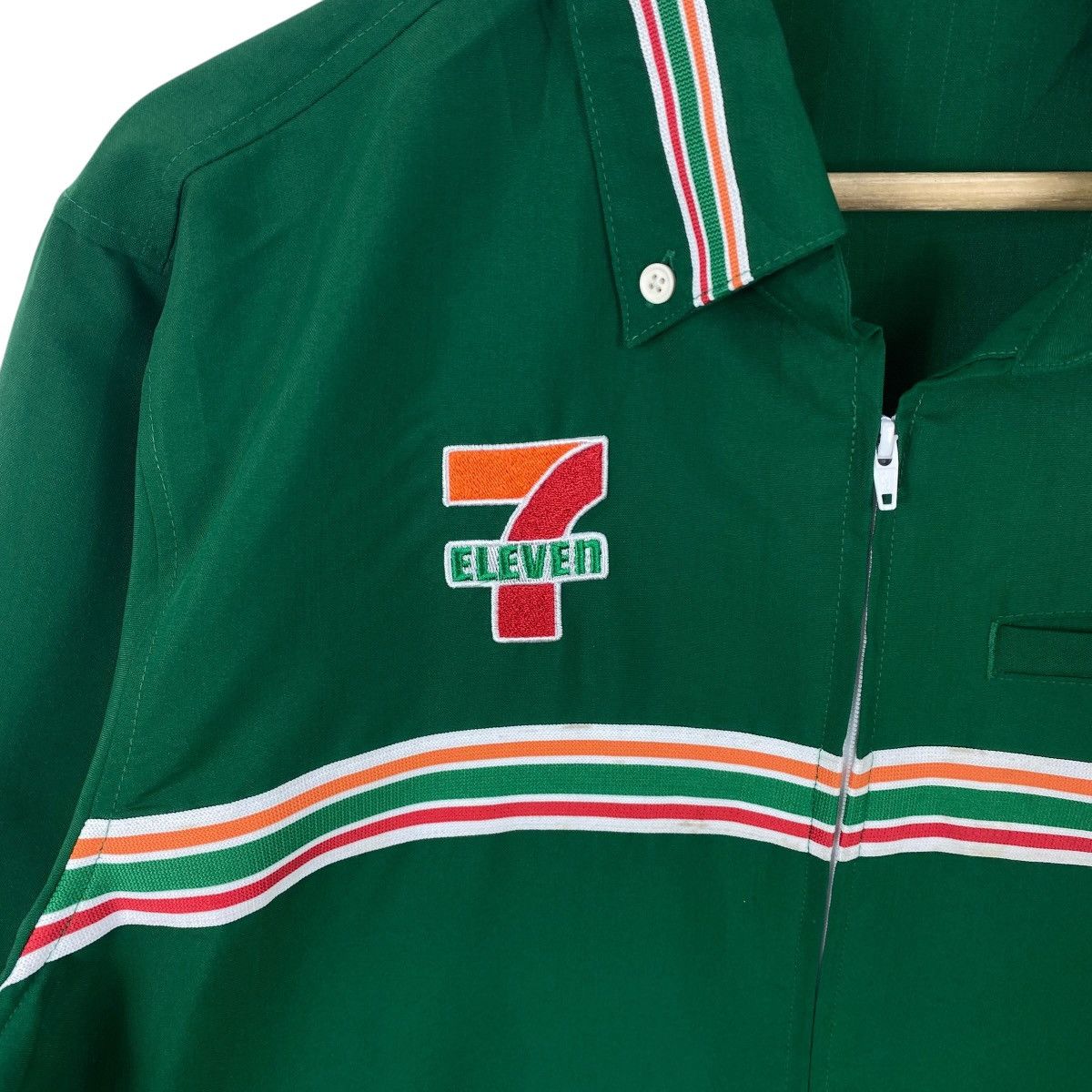 Vintage Vintage 7-ELEVEN Employee Work Jacket Zip Up Uniform Size US L / EU 52-54 / 3 - 6 Thumbnail