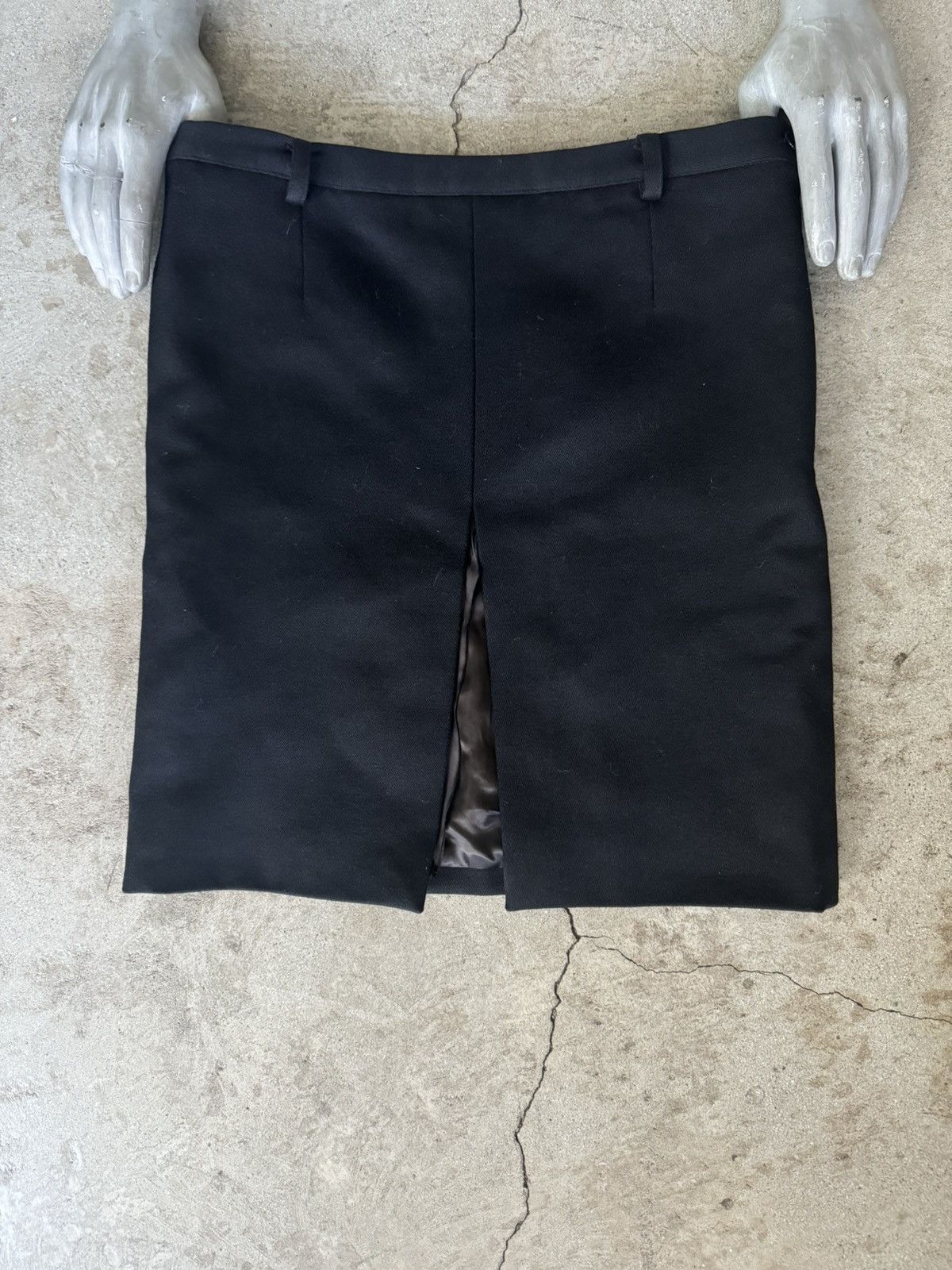 VETEMENTS FORMAL SPLIT SKIRT