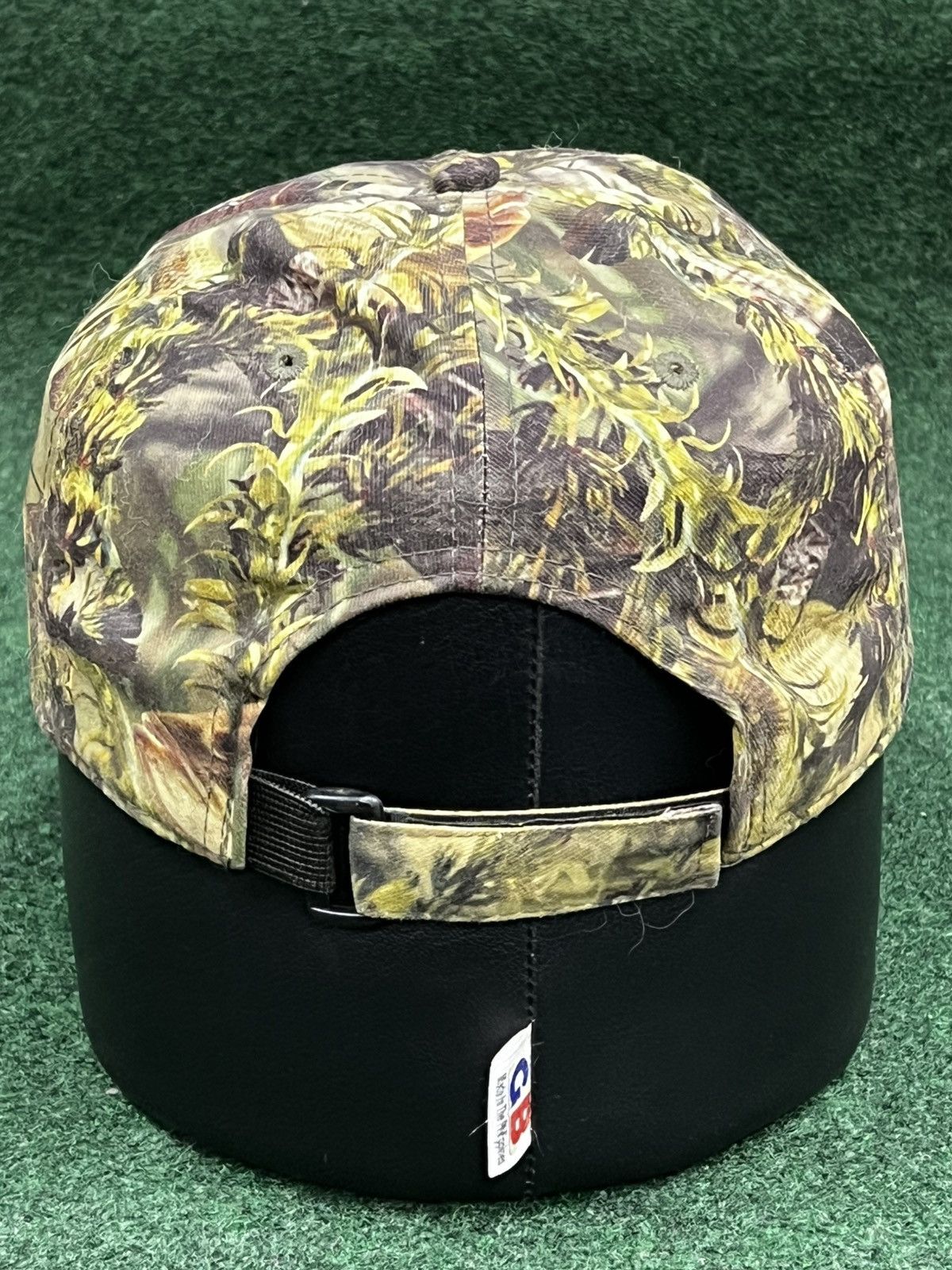 Vintage Fishouflage Camo Strapback Hat Size ONE SIZE - 2 Thumbnail