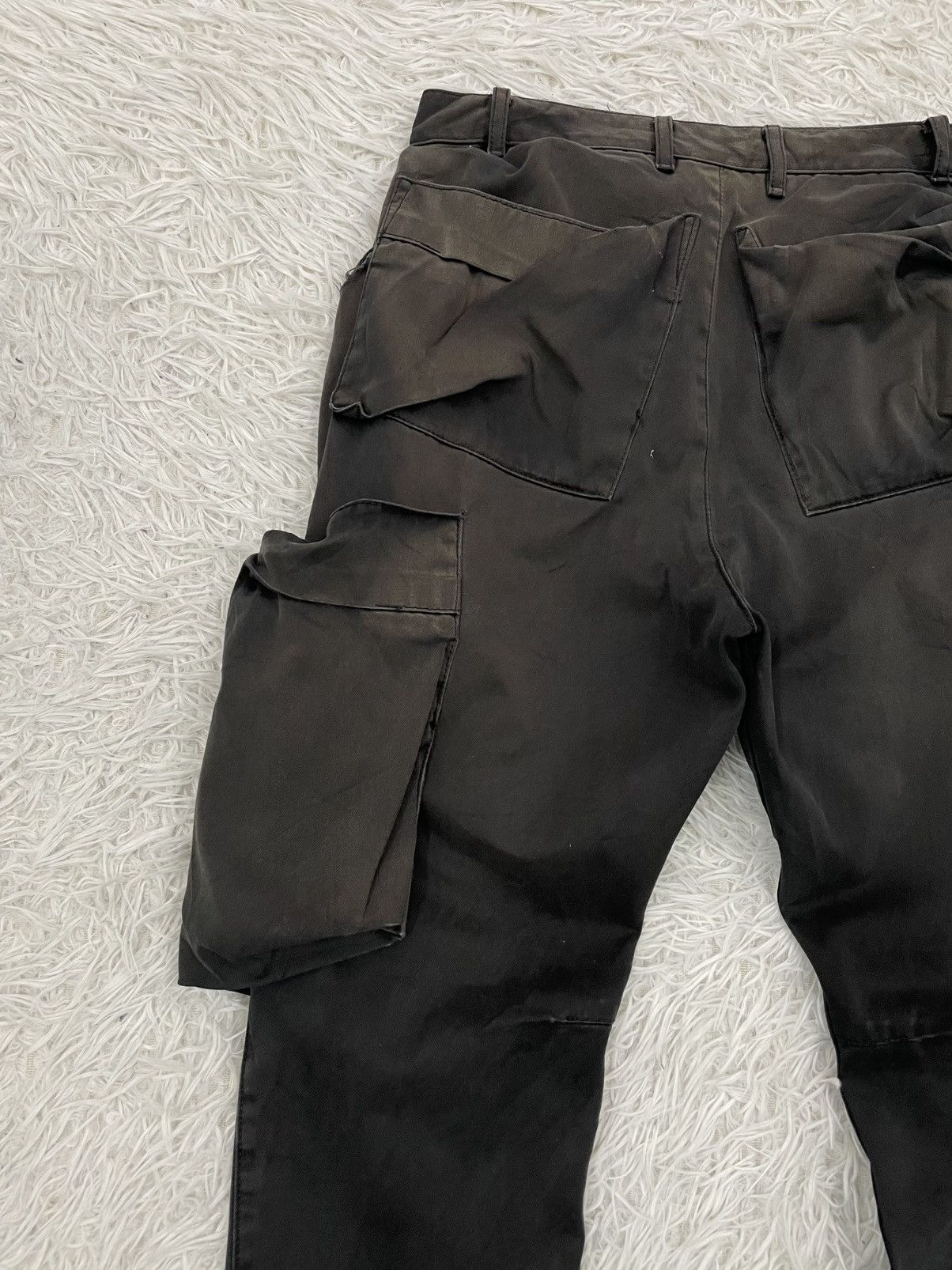 Vivienne Westwood Vintage Vivienne Westwood Man 00s 3D Cargo Pocket Faded Pant Size US 30 / EU 46 - 11 Thumbnail