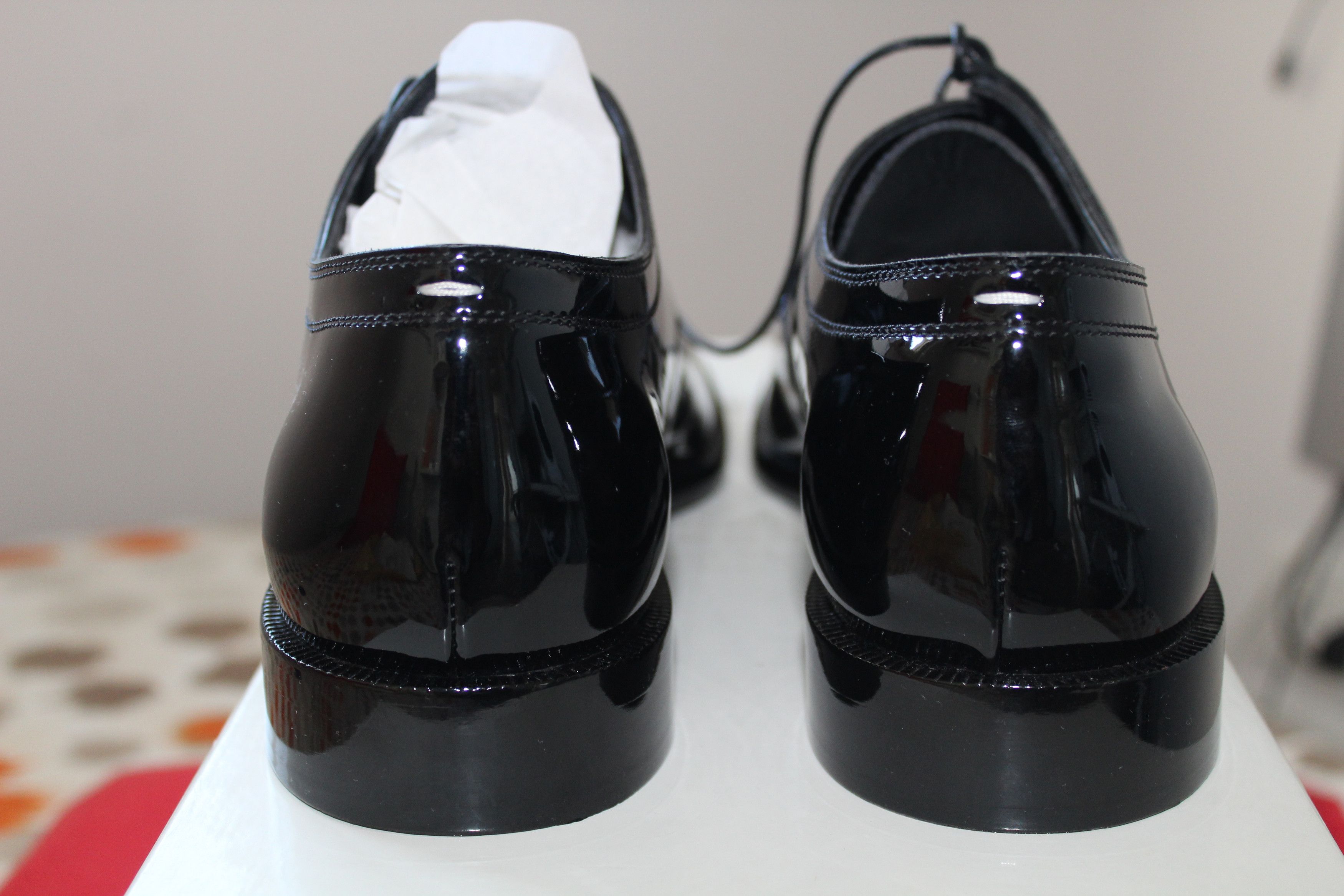 Maison Margiela Maison Margiela Tabi Oxford Black Patent – EU41 (US 8, UK 7) Size US 8 / EU 41 - 3 Thumbnail