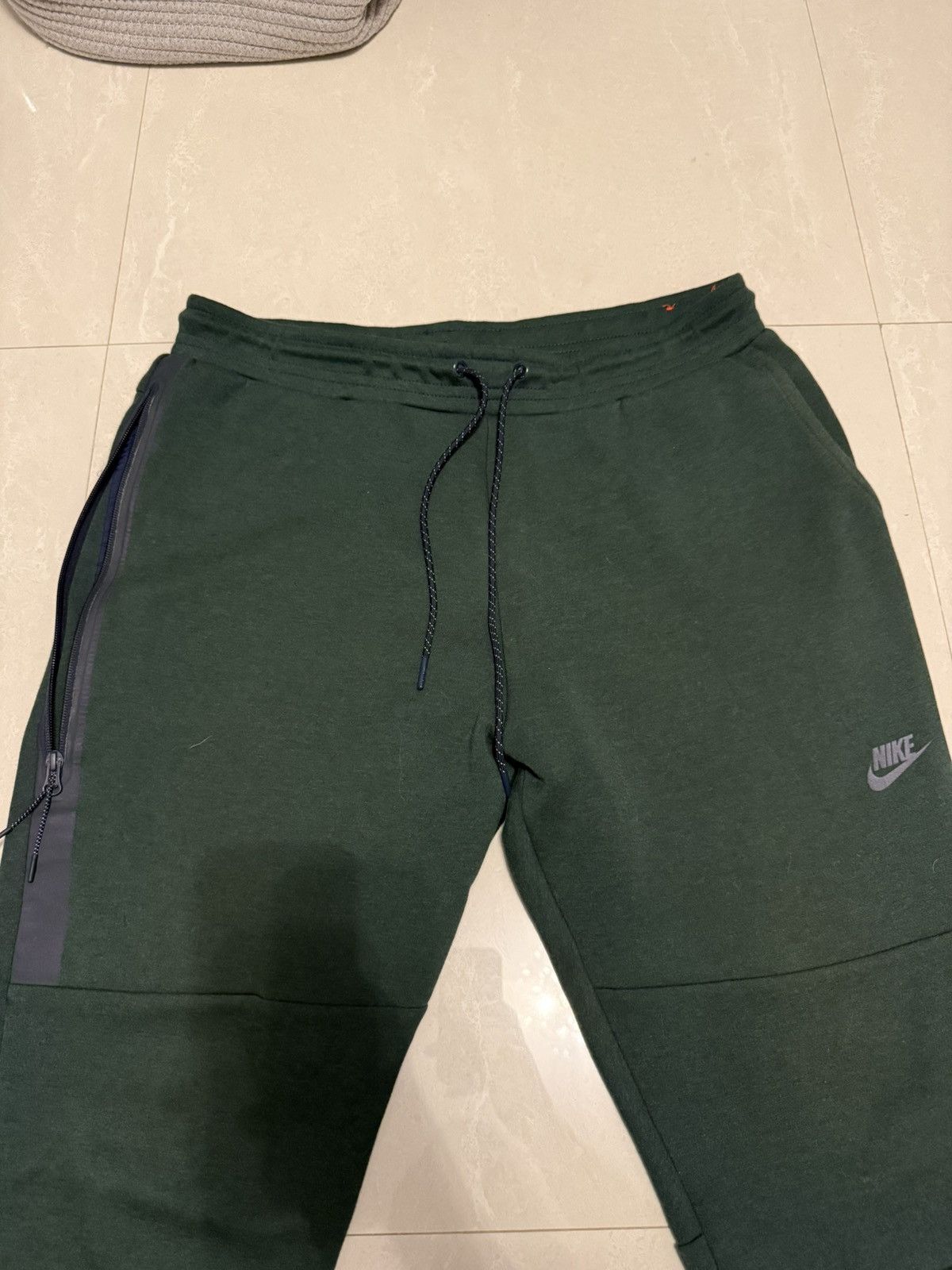 Nike Nike Tech Fleece Sweatpants Size US 36 / EU 52 - 1 Thumbnail