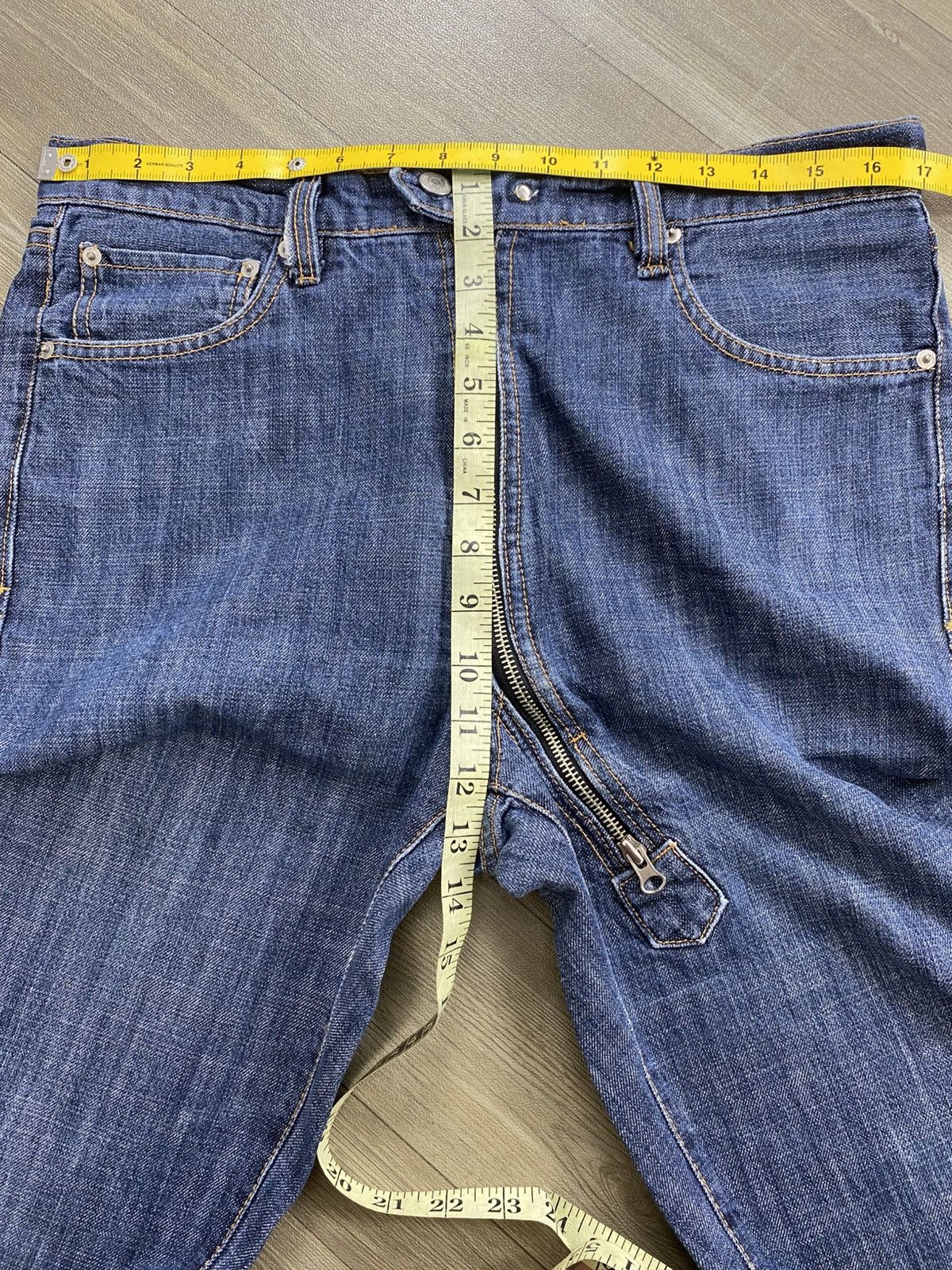 CABANE de ZUCCa Archive Cabane de Zucca Zip Fly Asymmetric Bootcut Jeans Size US 32 / EU 48 - 18 Thumbnail