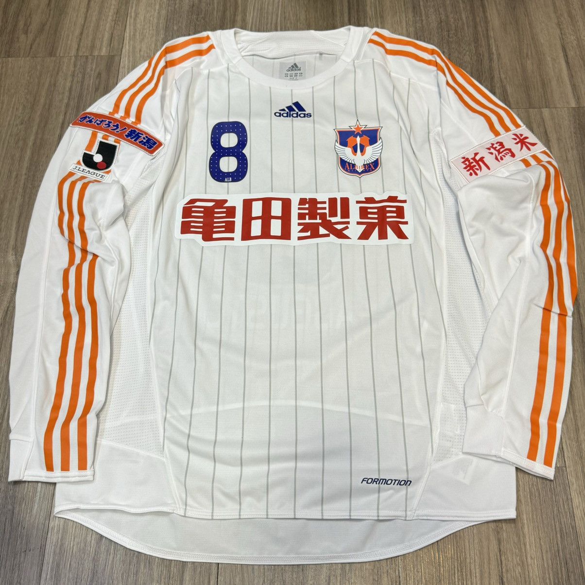 Adidas × Japanese Brand Albirex Niigata 08/09 player issue L/S away #8 Augusto Size US M / EU 48-50 / 2 - 1 Thumbnail