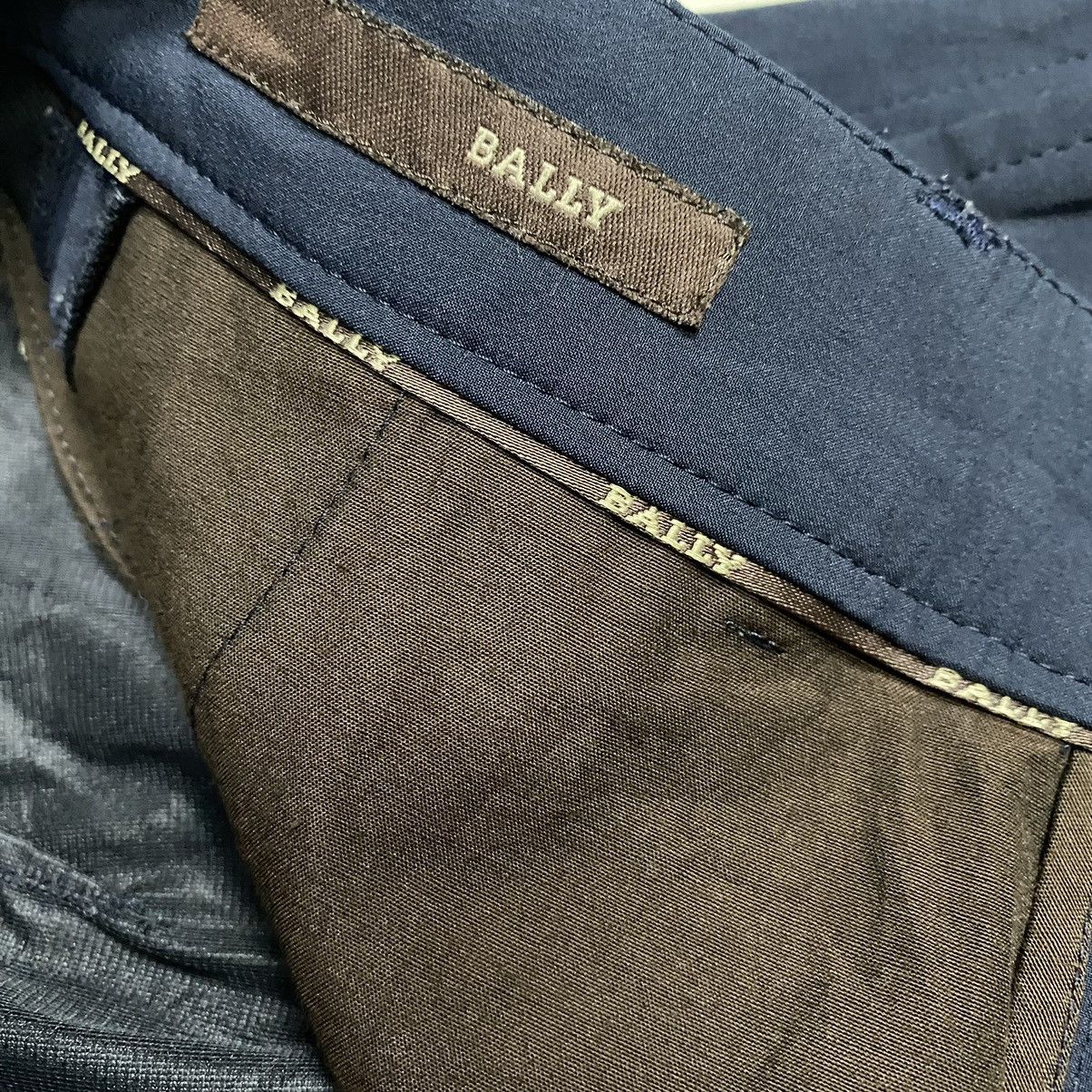 Bally × Designer Bally casual polyester flexible slant pocket back pant Size US 36 / EU 52 - 19 Thumbnail