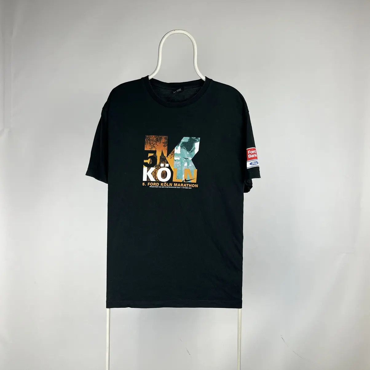 Nike Vintage Nike Koln Marathon 2001 T-shirt Ford Size US XL / EU 56 / 4 - 1 Thumbnail