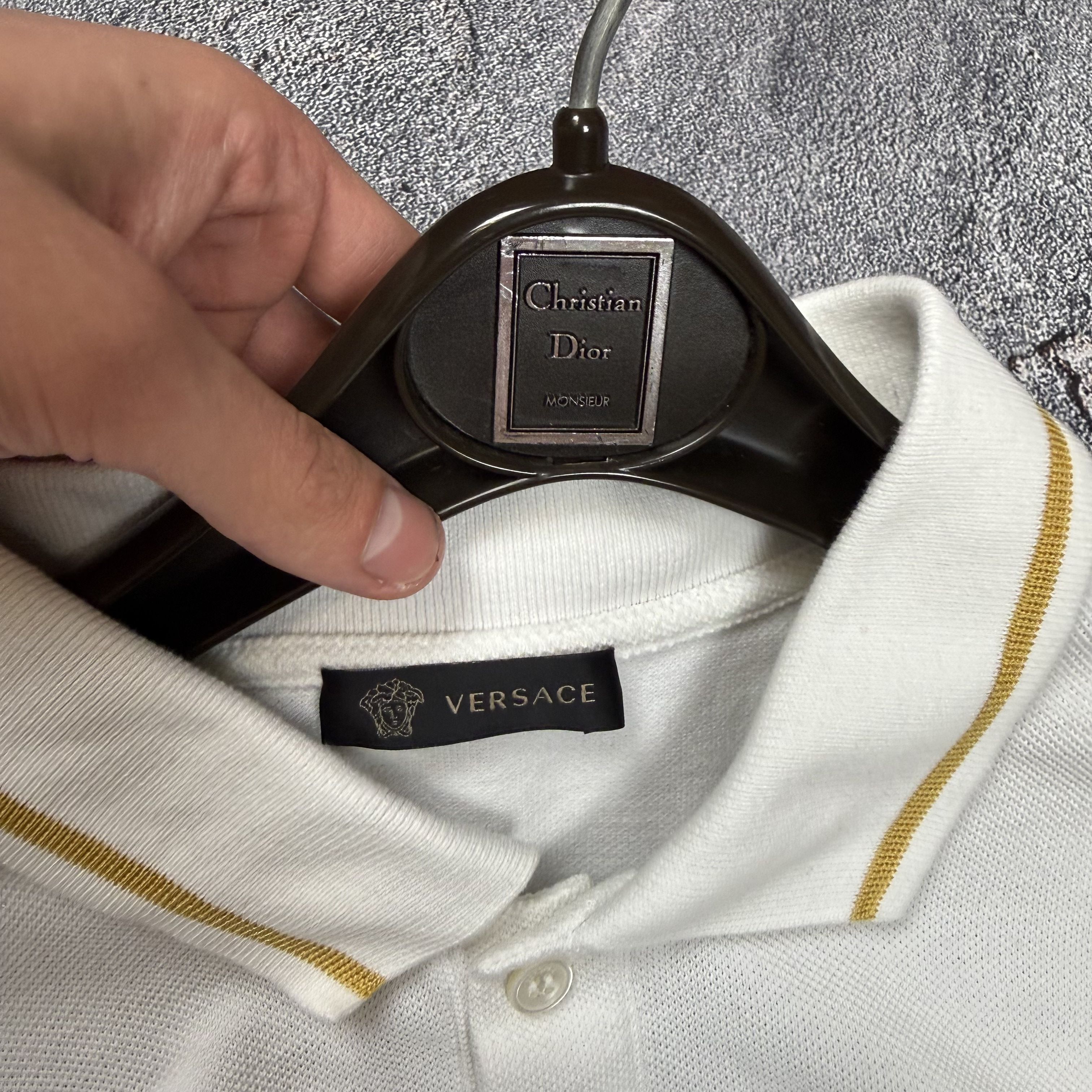 Versace Versace Gold White Chain Polo Size L Made In Italy Size US L / EU 52-54 / 3 - 5 Thumbnail