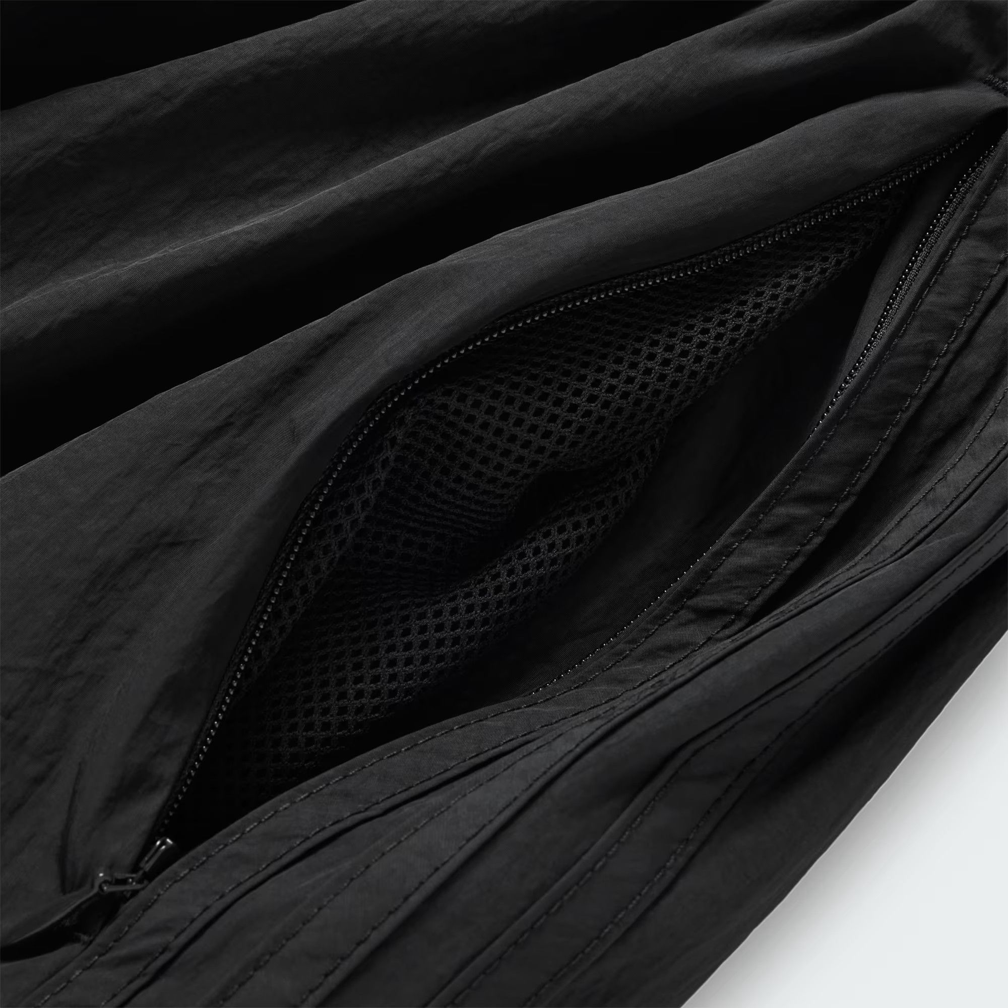 Adidas × JJJJound o1mle0426 Sweatpants & Joggers Trackpant in Black Size US 34 / EU 50 - 2 Thumbnail