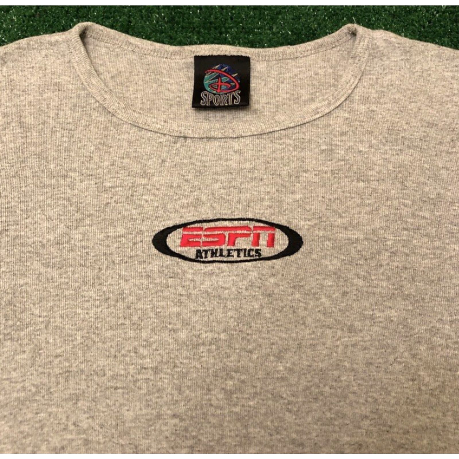 Disney VINTAGE 90s Disney Sports Espn Athletics Rare Shirt Womens M Gray Disney Shirt, Athletic Fit Size M / US 6-8 / IT 42-44 - 3 Thumbnail