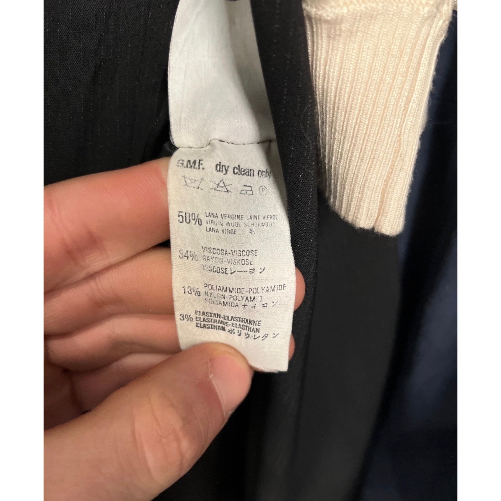 Gianfranco Ferre Gianfranco Ferre Black Striped Wool Suit Sz.42/L Size M / US 6-8 / IT 42-44 - 12 Thumbnail