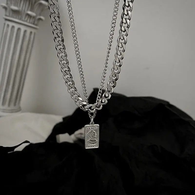 Jewelry × Vintage Fashion Eros Venus Double Layer Cuban Chain Pendant Necklace Size ONE SIZE - 3 Thumbnail