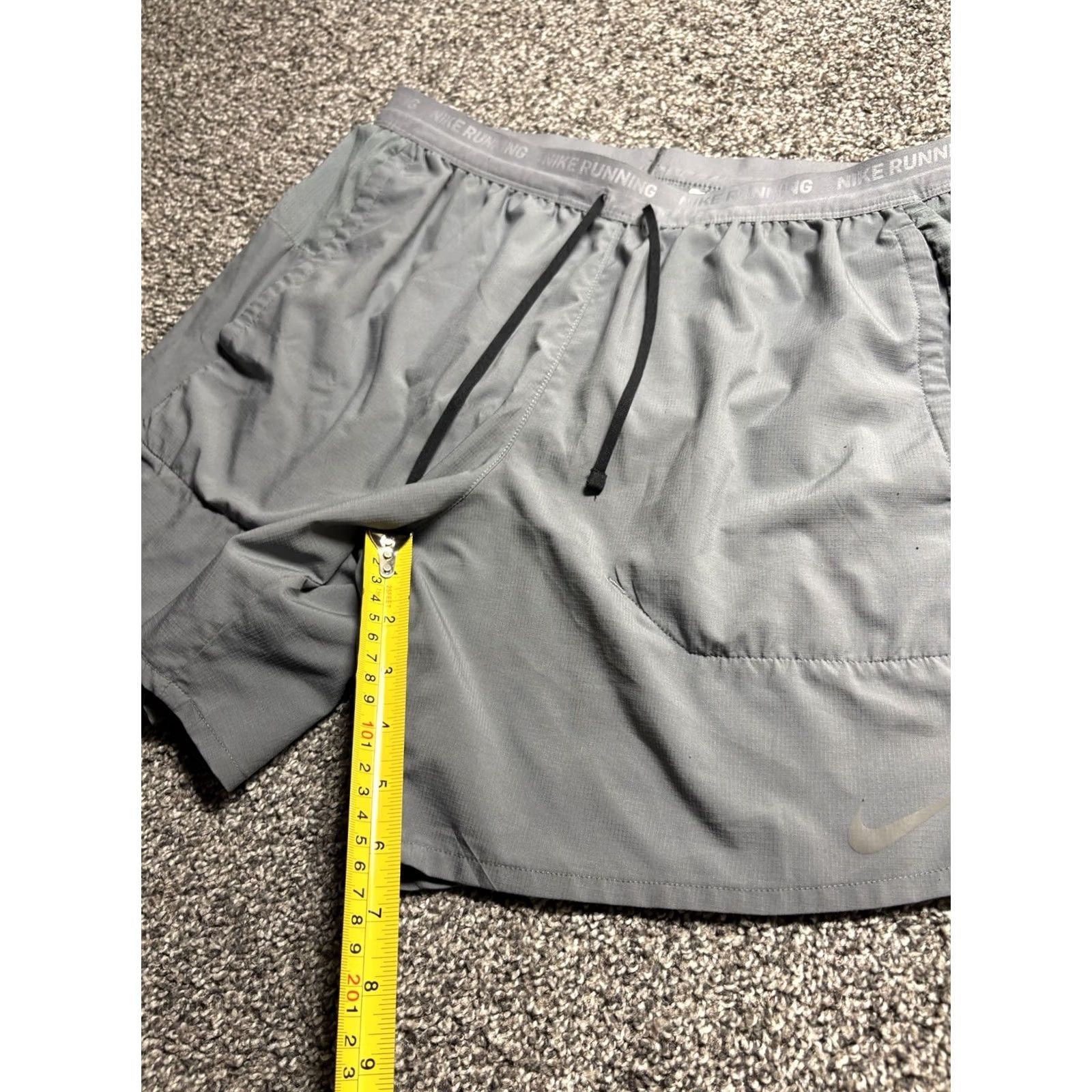Nike Nike Flex Stride Running Shorts Mens Medium Gray 7” Brief Lined Gym DM4761 Size US 31 - 6 Thumbnail