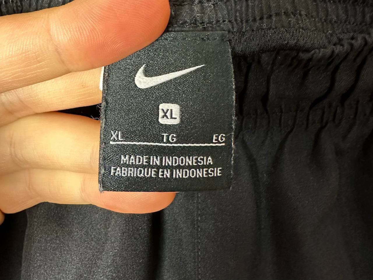 Nike Nike shorts sportswear size XLarge Size US 36 / EU 52 - 4 Thumbnail