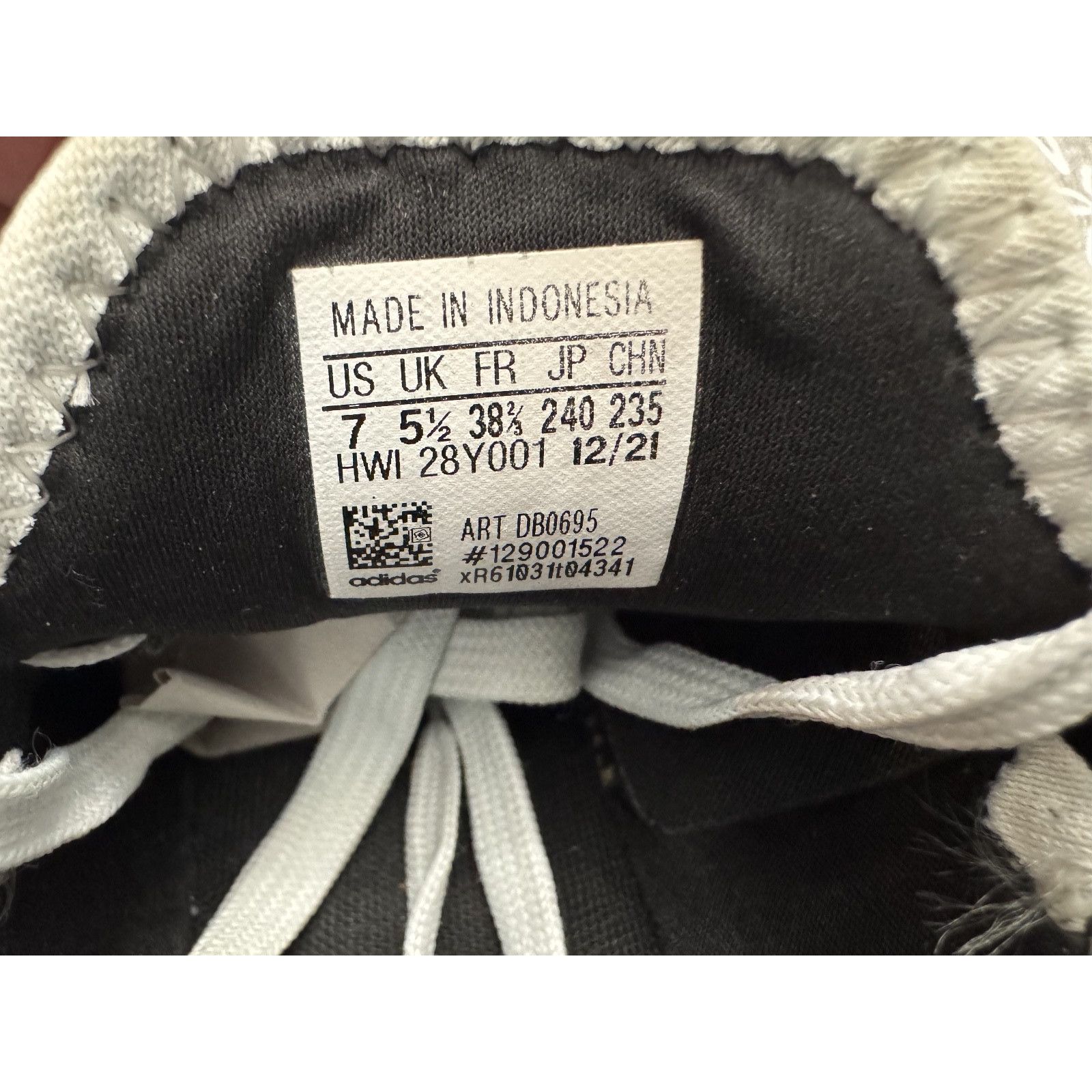 Adidas Adidas Cloudfoam Pure Comfort Running Shoe White & Black Size US 6 / IT 36 - 7 Thumbnail