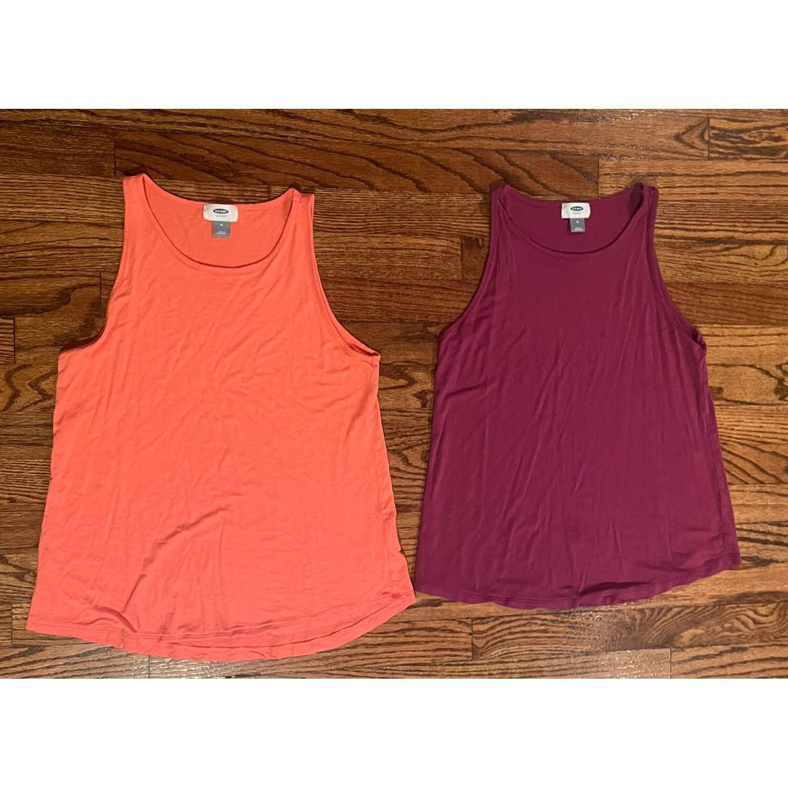Old Navy Old Navy Tank Top Lot 2 Coral Purple Women Medium Rayon Tank Top Sleeveless Cotton? No, Rayon. Size M / US 6-8 / IT 42-44 - 3 Thumbnail