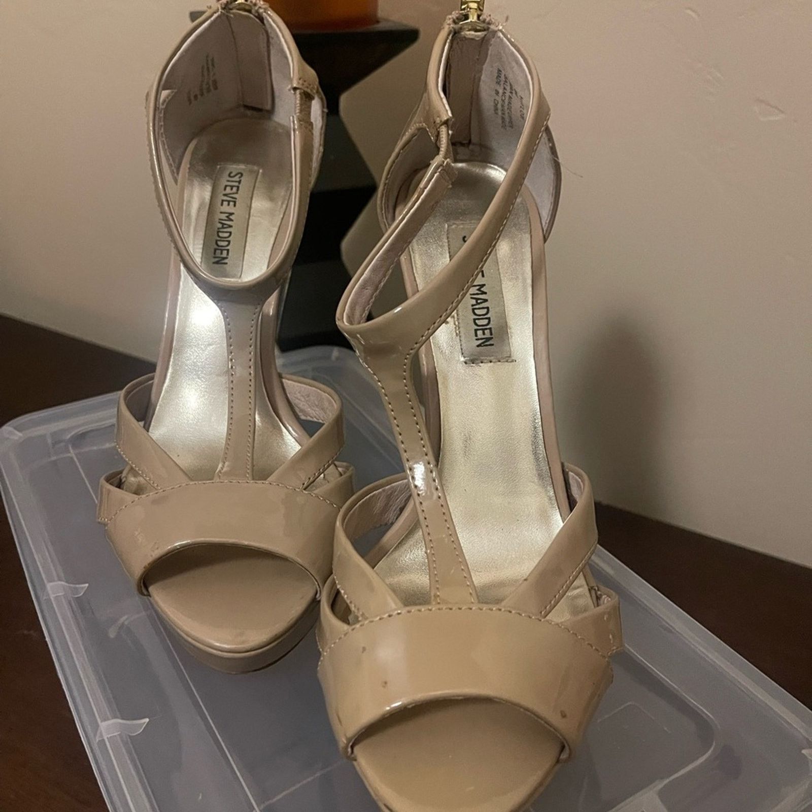 Steve Madden Steve Madden Beige Patent Strappy Heels Size US 8 / IT 38 - 1 Thumbnail