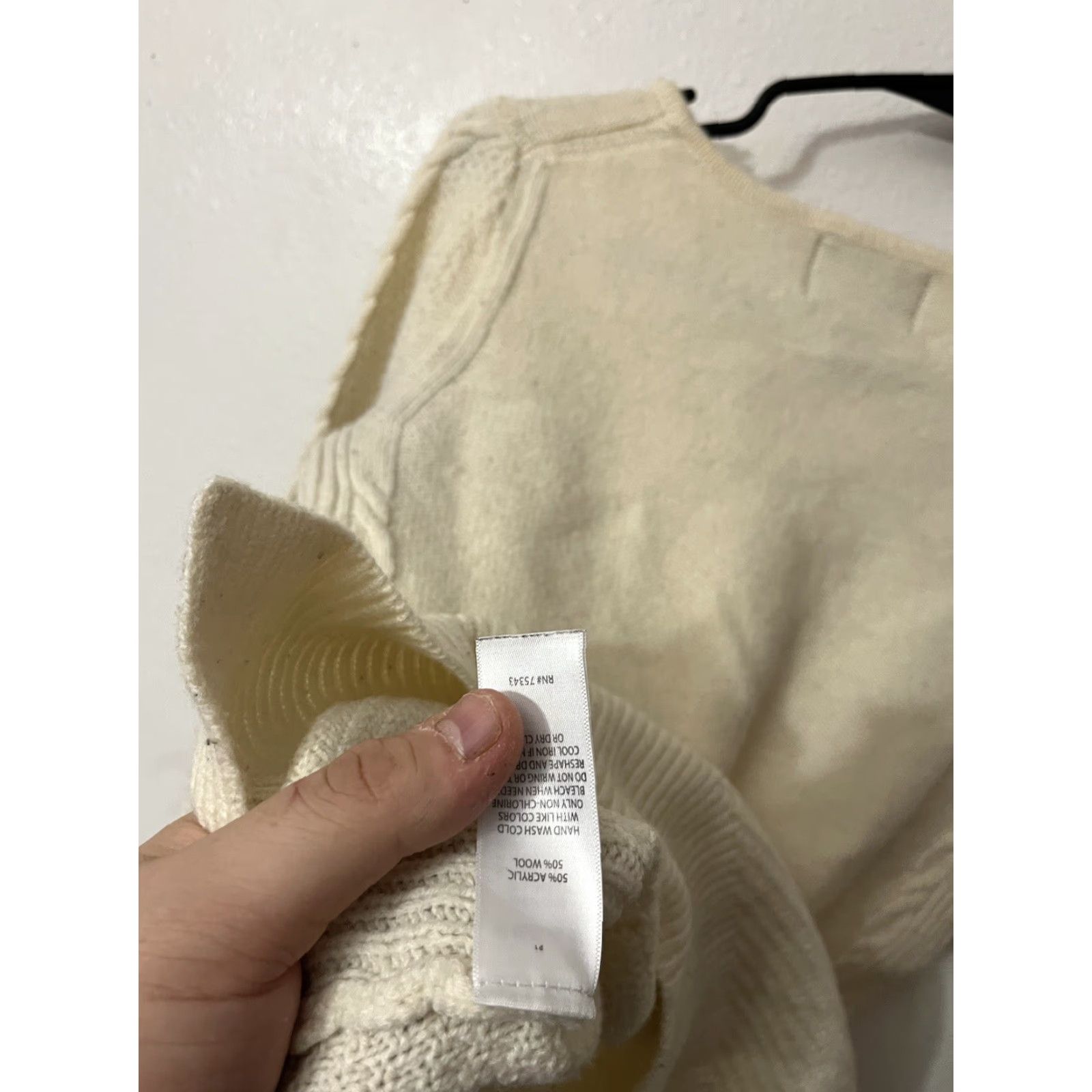 Cynthia Rowley Cynthia Rowley Wool Blend Acrylic Crew Neck Sweater S Small Women Ivory Crew Knit Pullover Casual Vintage No (adjust if needed) Size S / US 4 / IT 40 - 4 Thumbnail