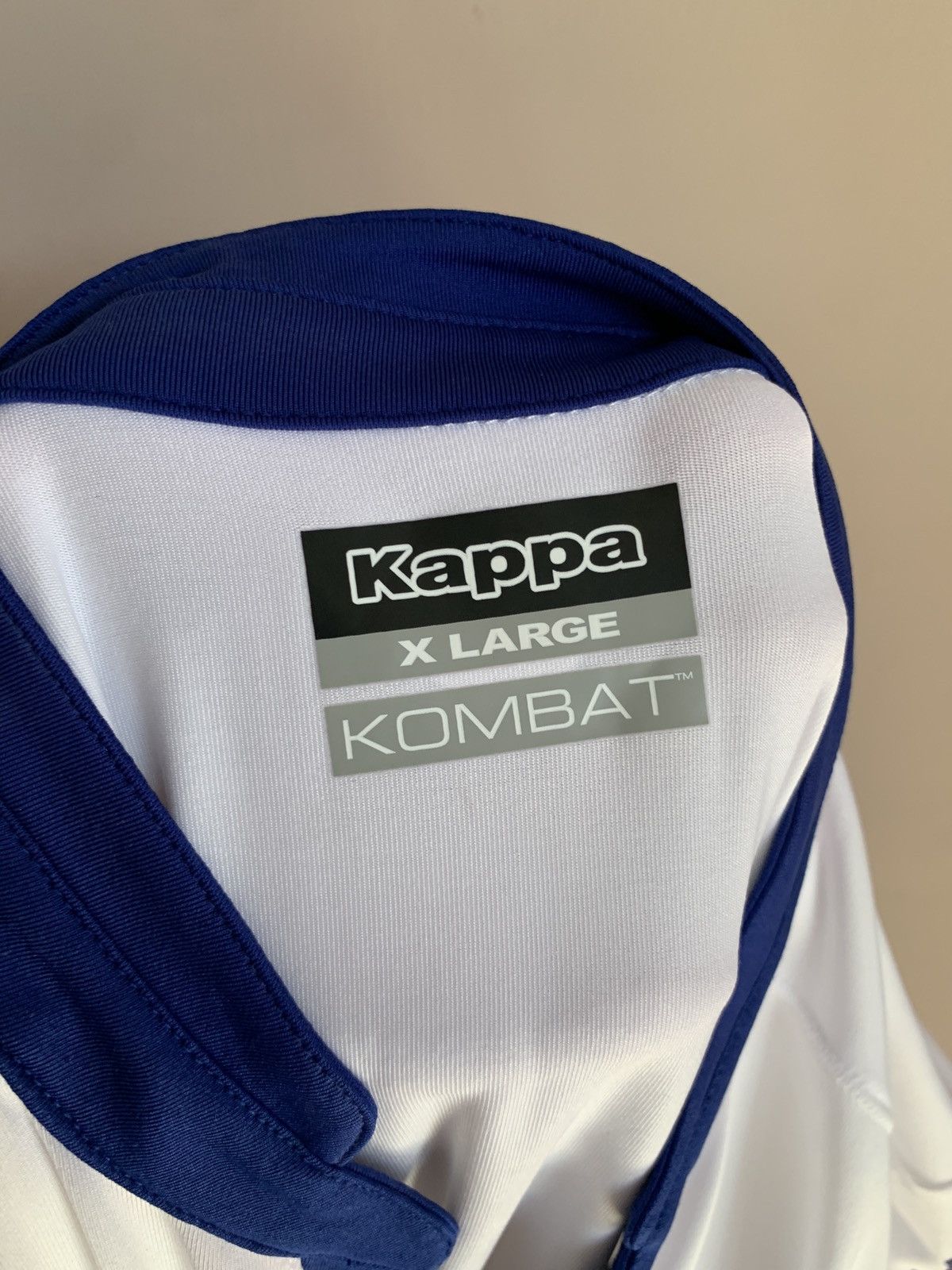Kappa Leeds United 2015 2016 kappa soccer shirt jersey football XL Size US XL / EU 56 / 4 - 10 Thumbnail