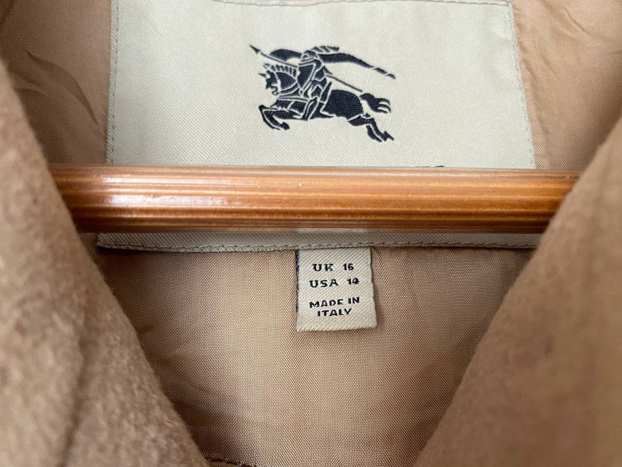 Burberry 🔥 90s Burberry Wool/Cashmere Doufle Coat Made in Italy Size XL / US 12-14 / IT 48-50 - 8 Thumbnail