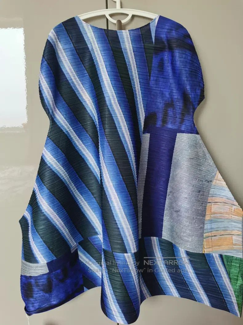 Issey Miyake Issey Miyake Mid-Length Top Size L / US 10 / IT 46 - 2 Thumbnail