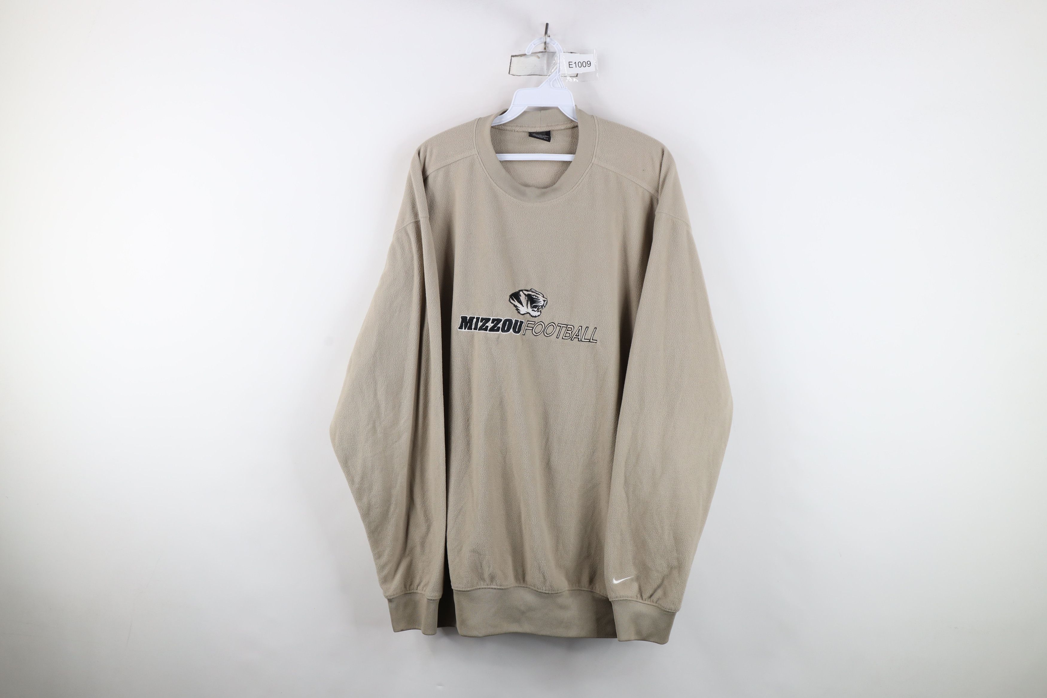 Nike Vintage Nike Swoosh University Missouri Football Sweatshirt Size US XL / EU 56 / 4 - 1 Thumbnail