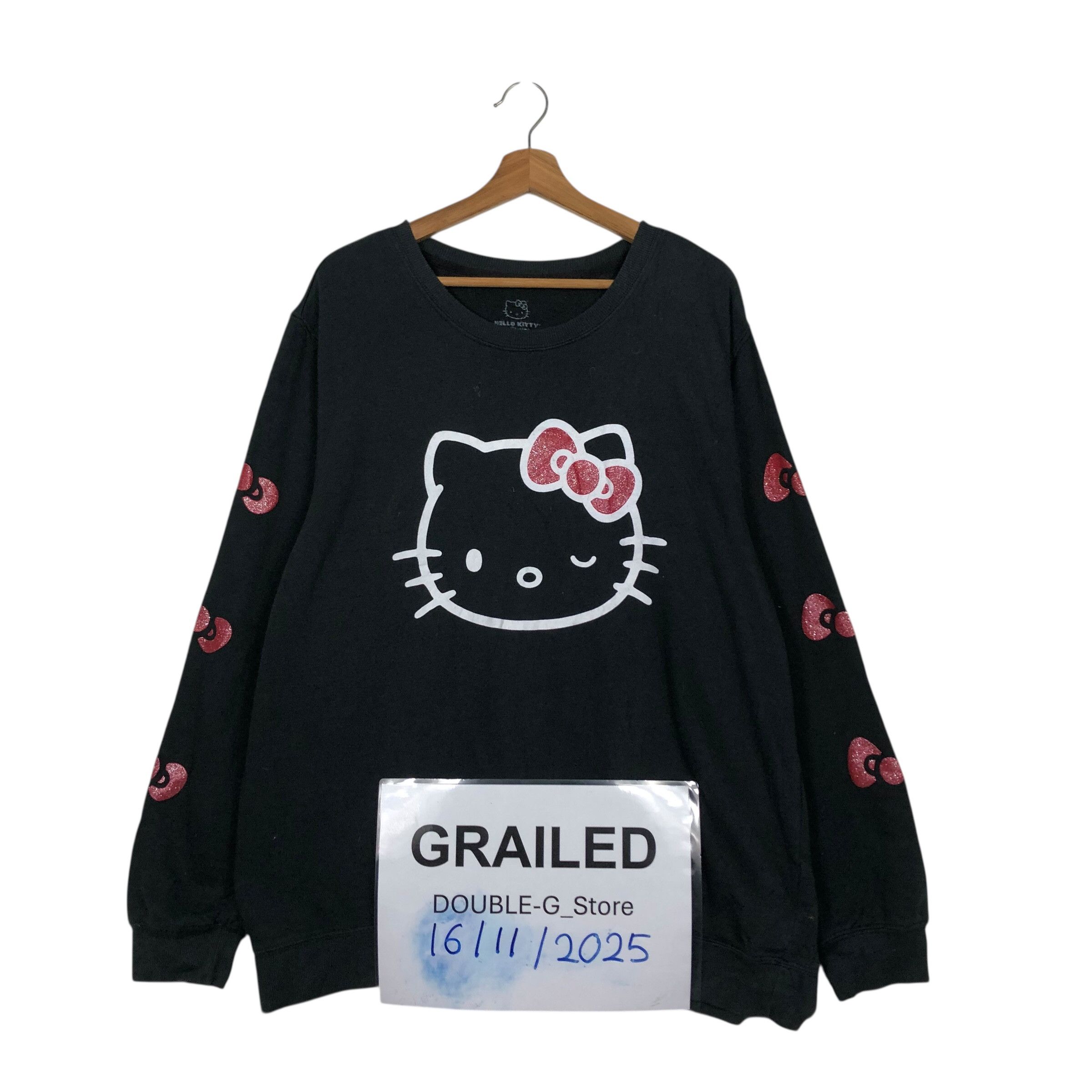 📌Vintage Sweatshirt Hello Kitty Big Logo Design
