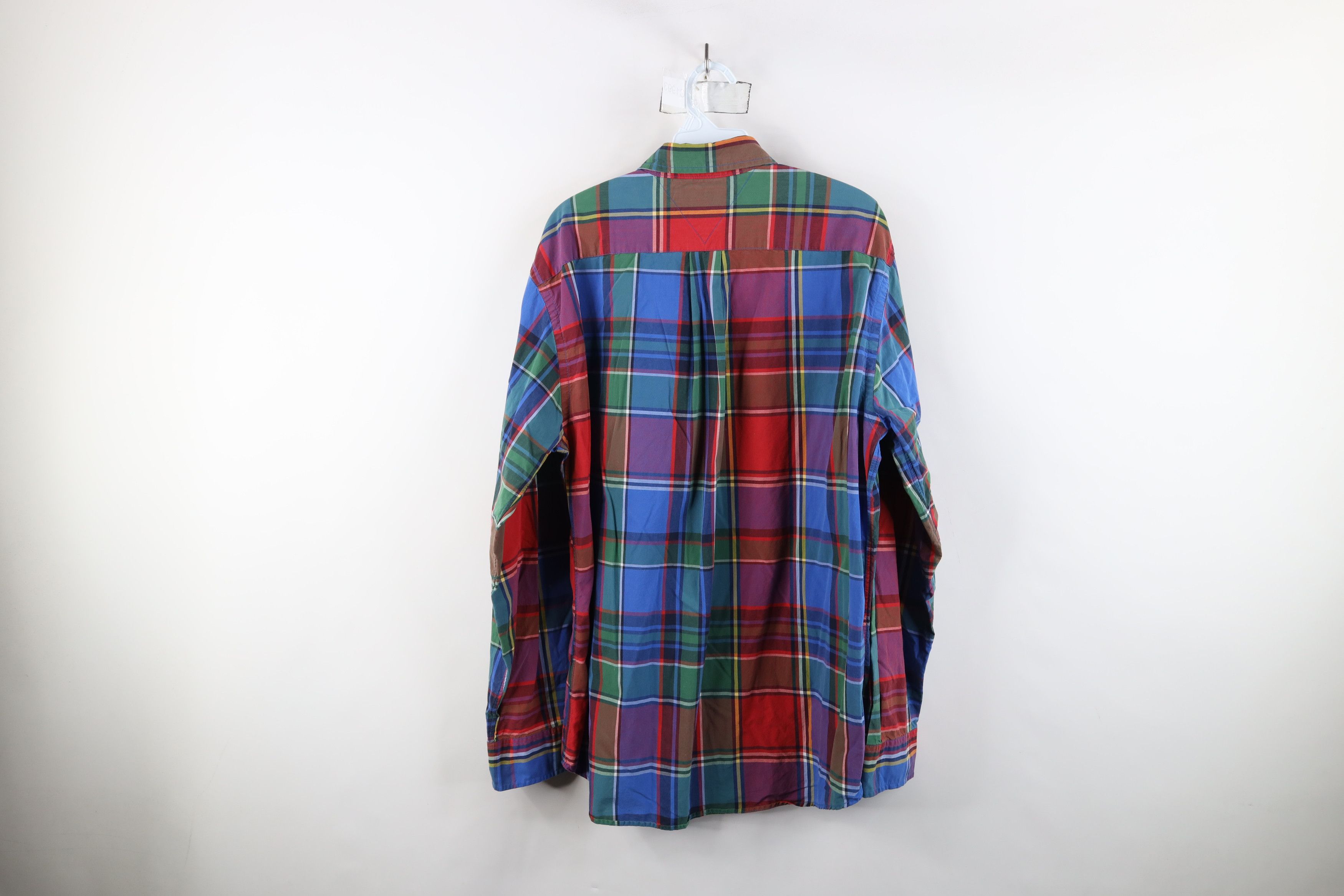 Tommy Hilfiger × Vintage Vintage Tommy Hilfiger Rainbow Collared Button Down Shirt Size US L / EU 52-54 / 3 - 9 Thumbnail