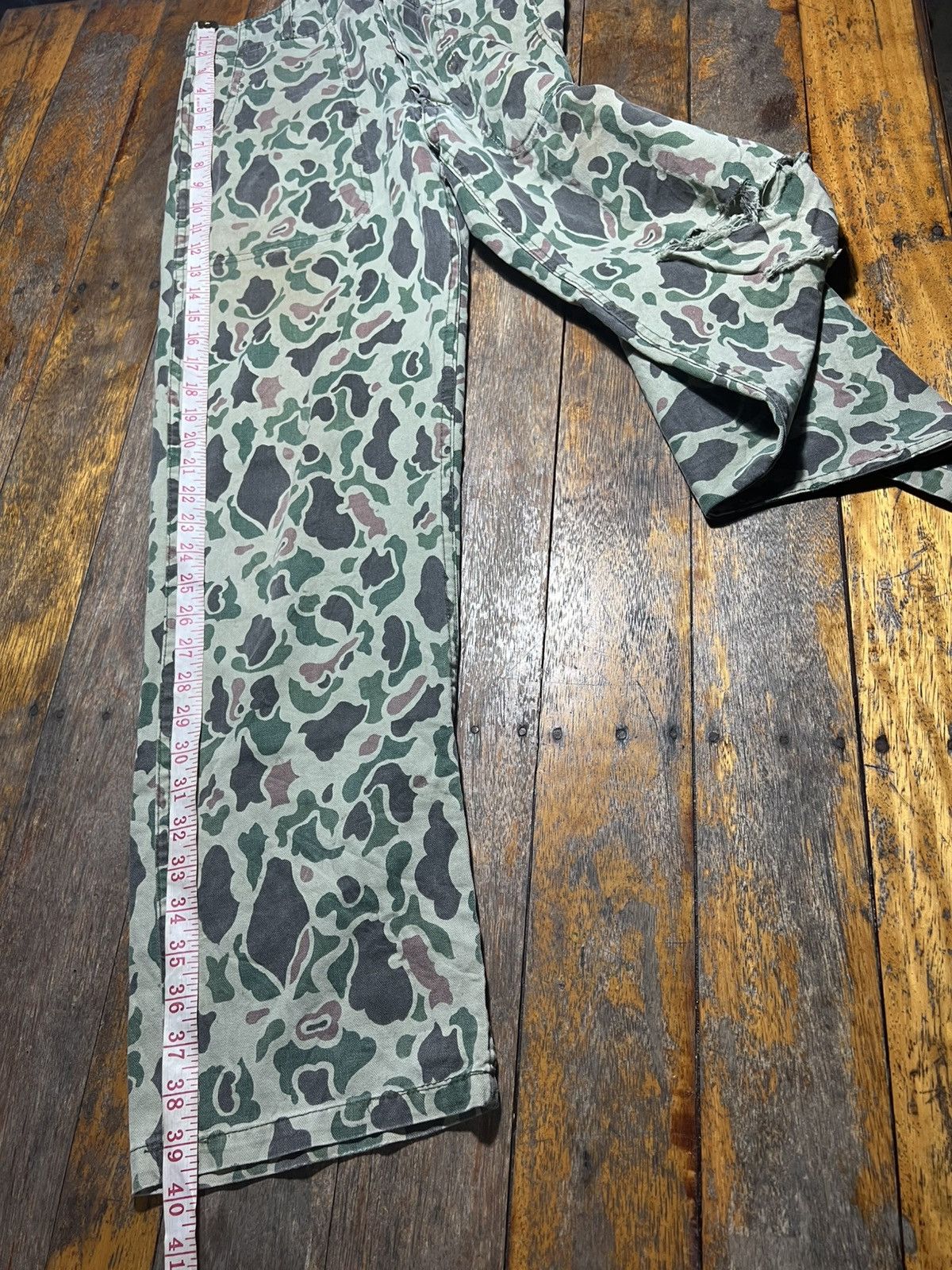 Vintage Vintage Army Camo Duck(Korean) Size US S / EU 44-46 / 1 - 15 Thumbnail