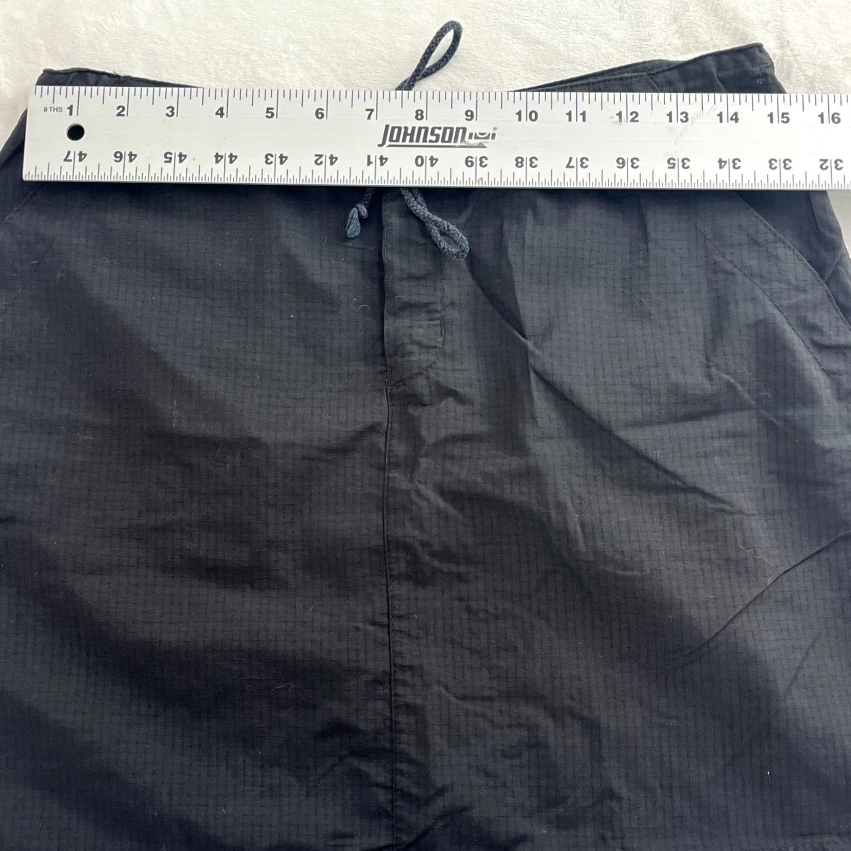 Patagonia Water Girl Patagonia Women's Swim Skirt Size 4 Black Drawstring Pockets Size 27" / US 4 / IT 40 - 5 Thumbnail