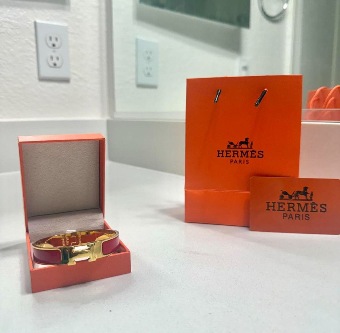 Hermes Hermes Clic H Bracelet Red Enamel Size ONE SIZE - 4 Thumbnail