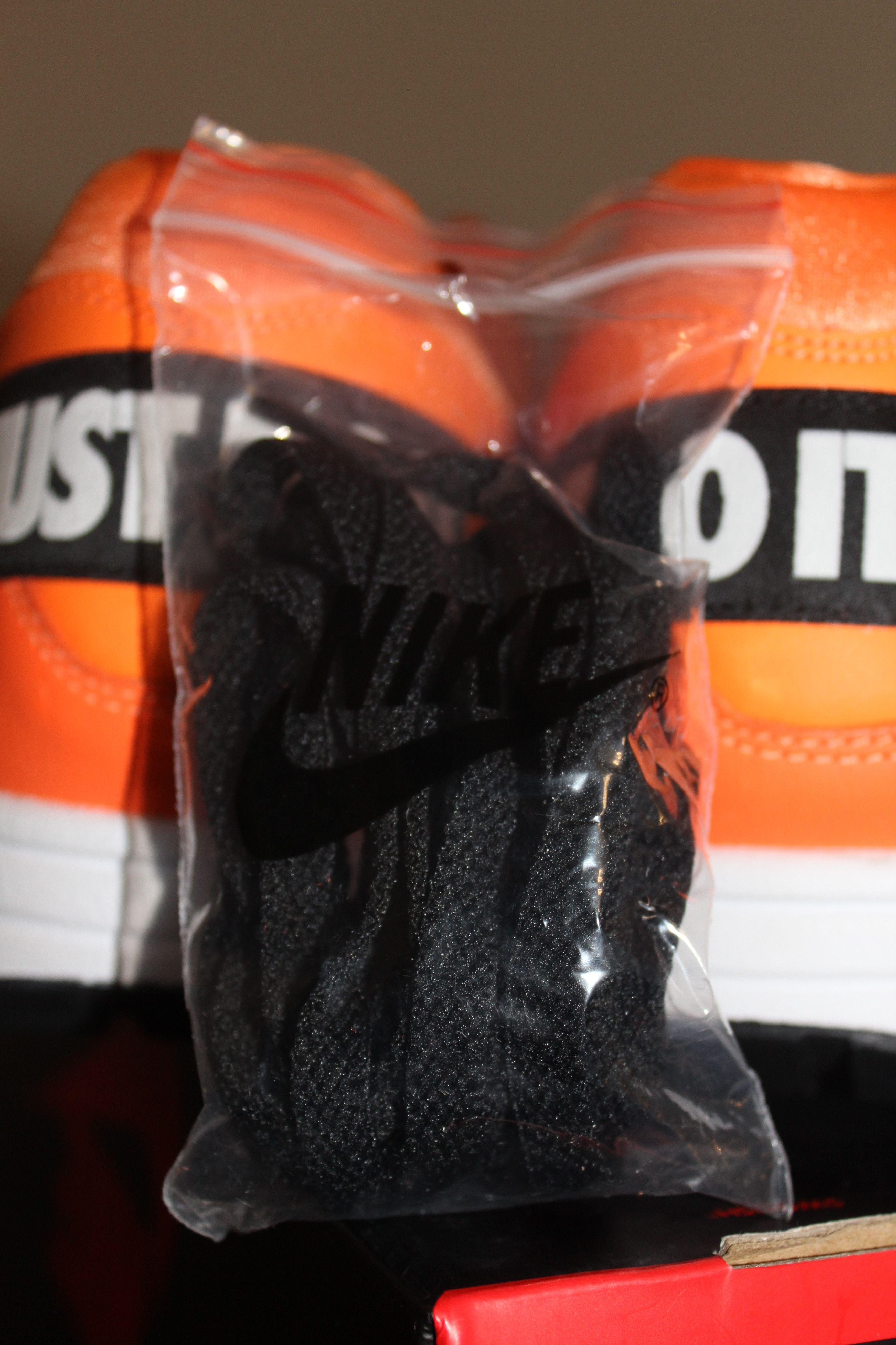 Nike Nike Air Max 1 Just Do It Total Orange Size 12.5 A01021-800 Size US 12.5 / EU 45-46 - 7 Thumbnail