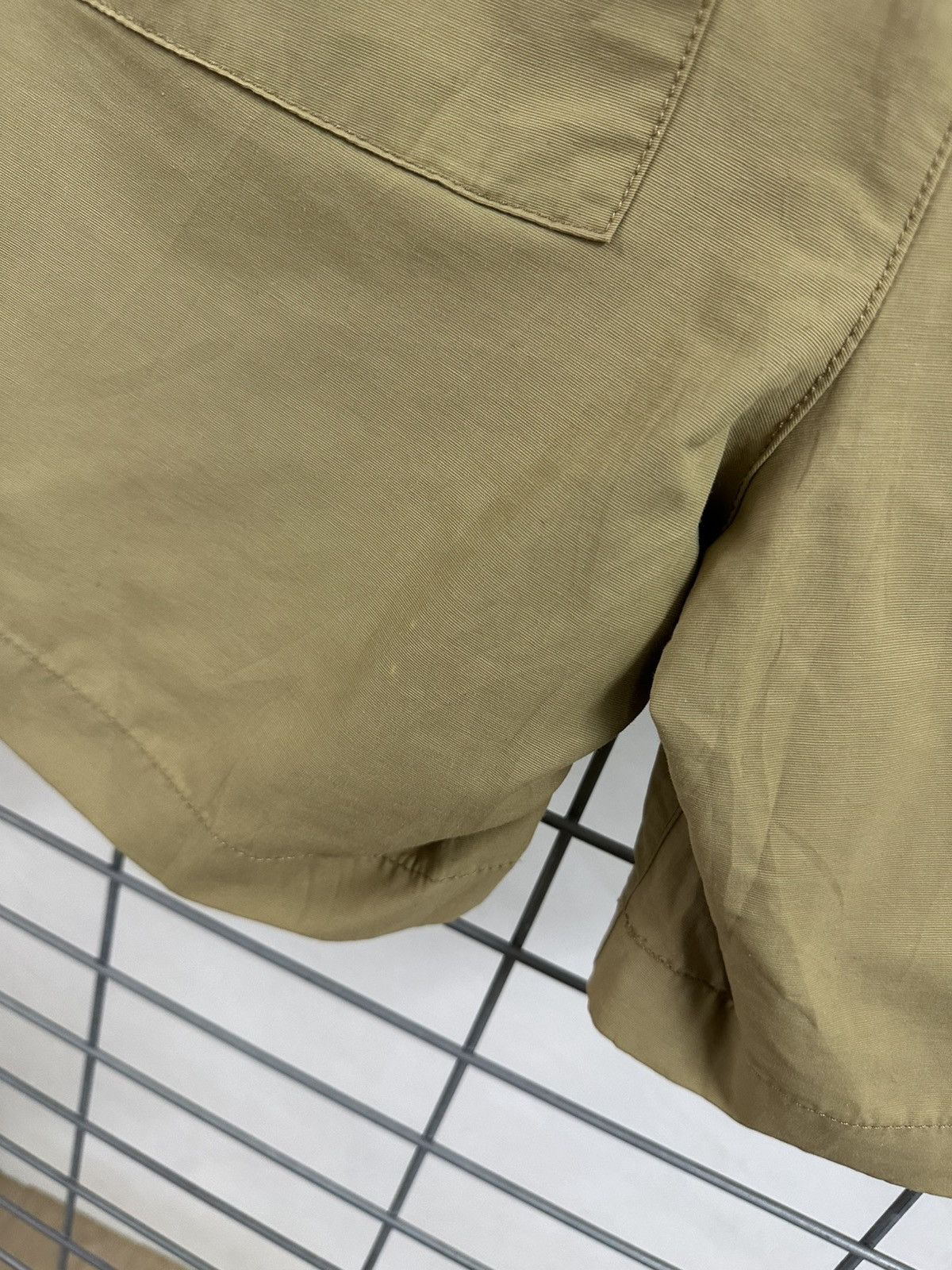 L.L. Bean Rare And Beautiful LL Bean Multi Pocket Fatigue Baker Shorts Size US 30 / EU 46 - 7 Thumbnail