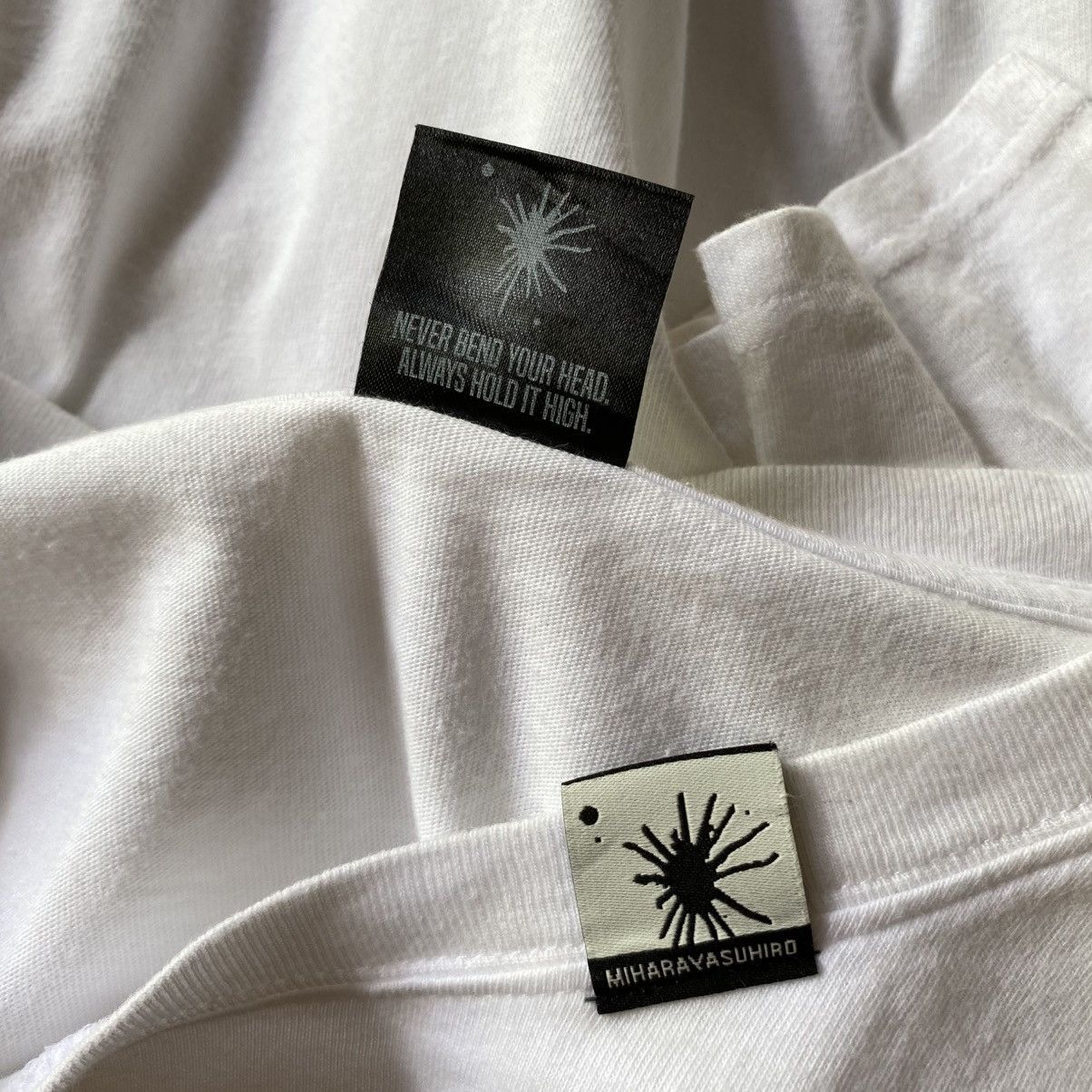 Maison MIHARA YASUHIRO Good Inspiration MIHARAYASUHIRO Pizza Slice Mascot Tee Size US L / EU 52-54 / 3 - 9 Thumbnail