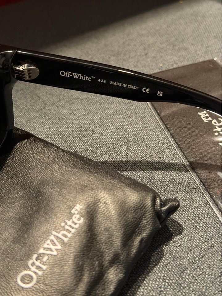 Off-White Off-White Virgil OERI126 Sunglasses Size ONE SIZE - 4 Thumbnail