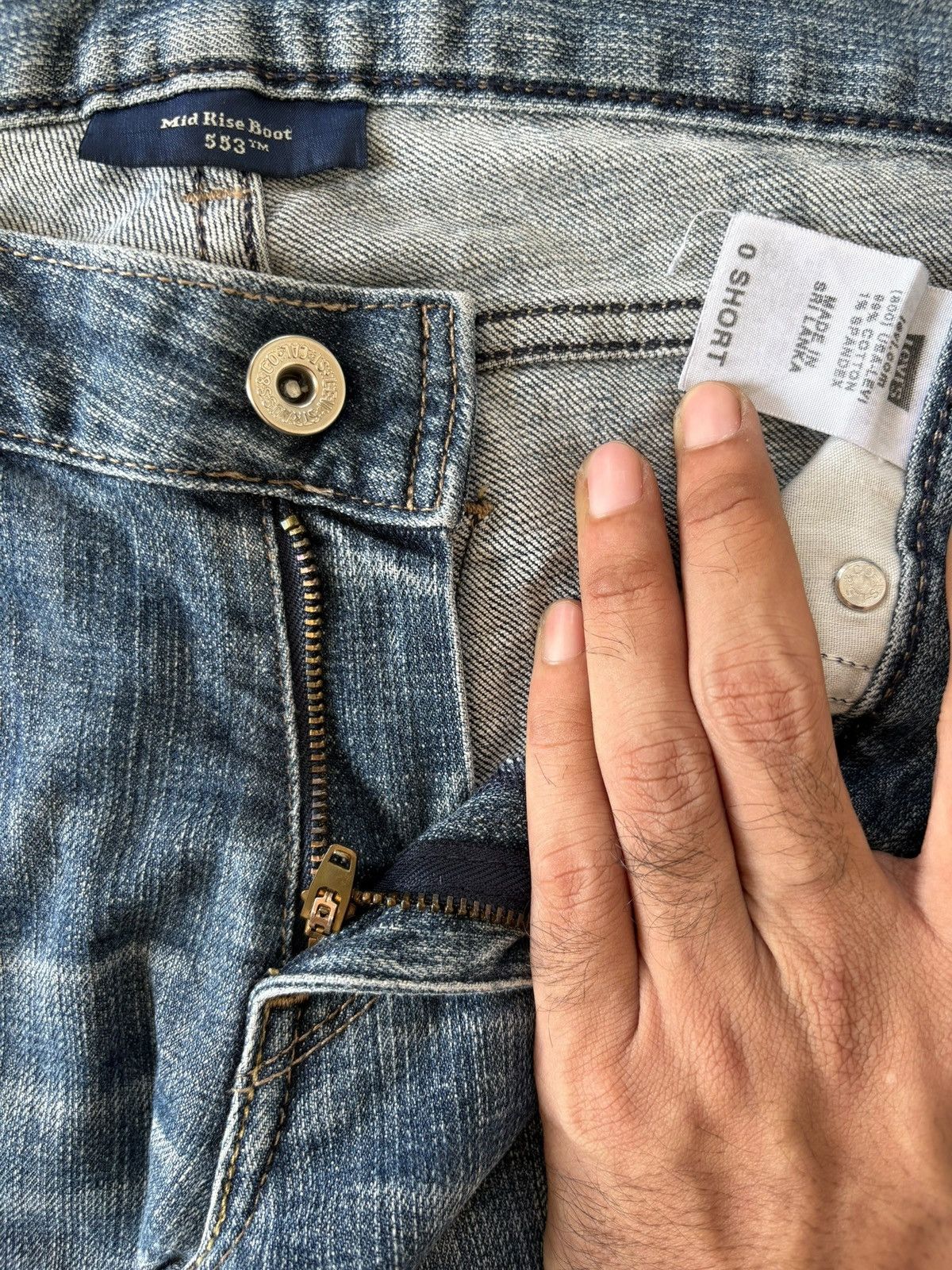 Levi's Vintage 90s Levis 553 Faded Wash Distressed Flare Jeans Size 28" / US 6 / IT 42 - 4 Thumbnail