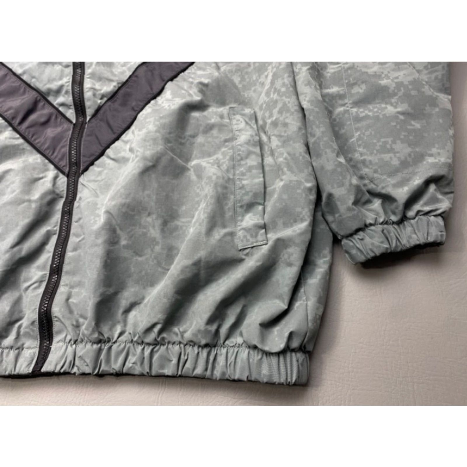 Vintage VINTAGE US Army IPFU Jacket XL Long Windbreaker Shirt? Size US XL / EU 56 / 4 - 4 Thumbnail