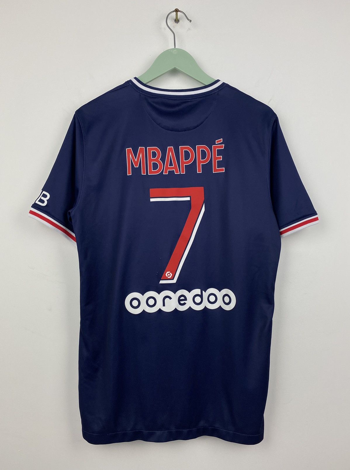 Nike PSG 2020 2021 #7 Mbappé Nike Football Jersey Juventus Real Size US M / EU 48-50 / 2 - 1 Thumbnail