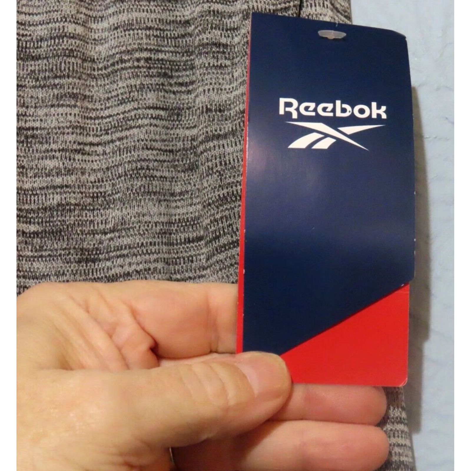 Reebok Reebok Cruz Short Men Slim 9” Inseam Charcoal Heather Gray 100% Polyester Drawstring Athletic Size US 29 - 4 Thumbnail
