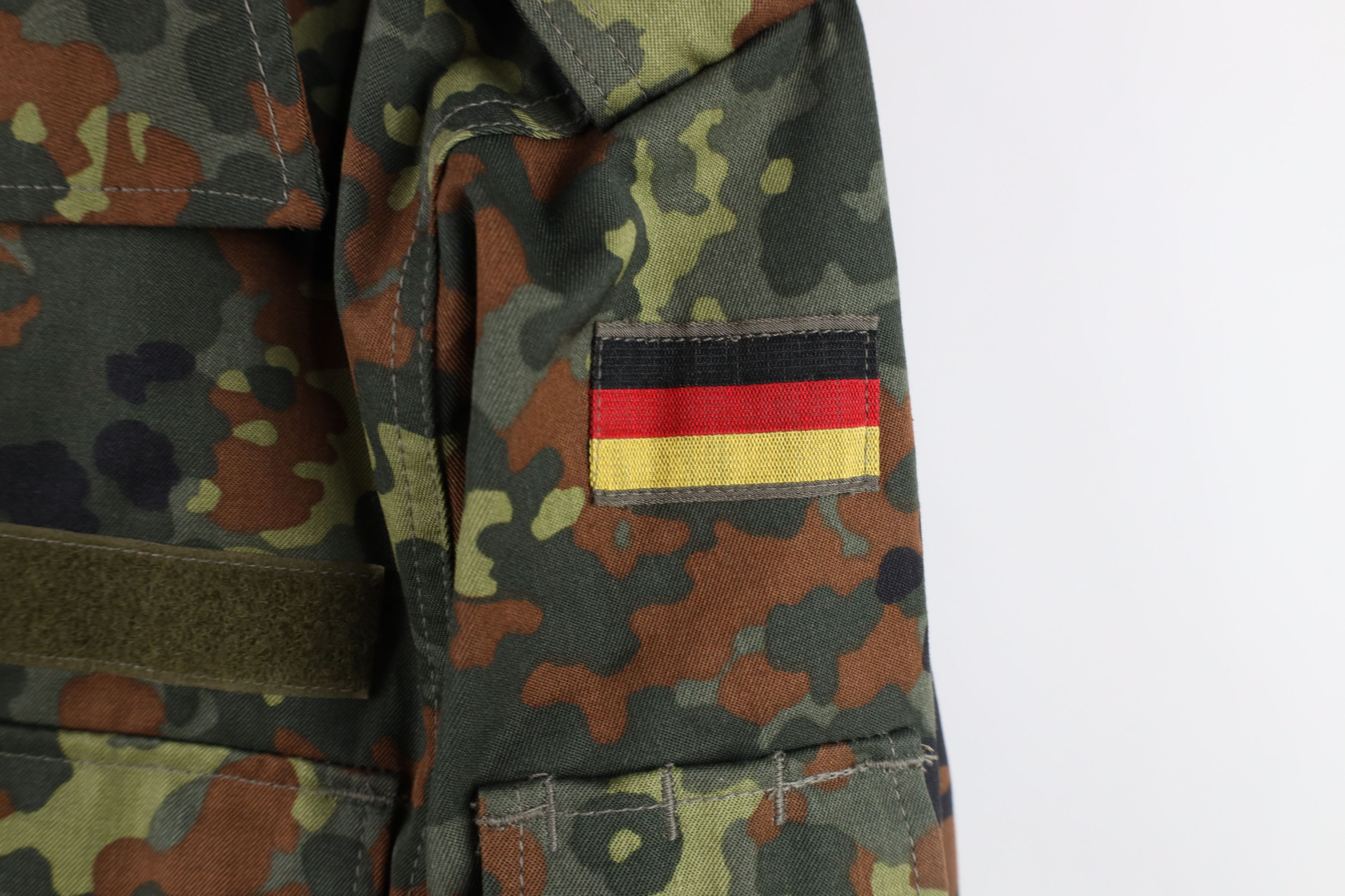 Vintage Vintage 90s German Military Camouflage Field Combat Jacket Size US XL / EU 56 / 4 - 4 Thumbnail