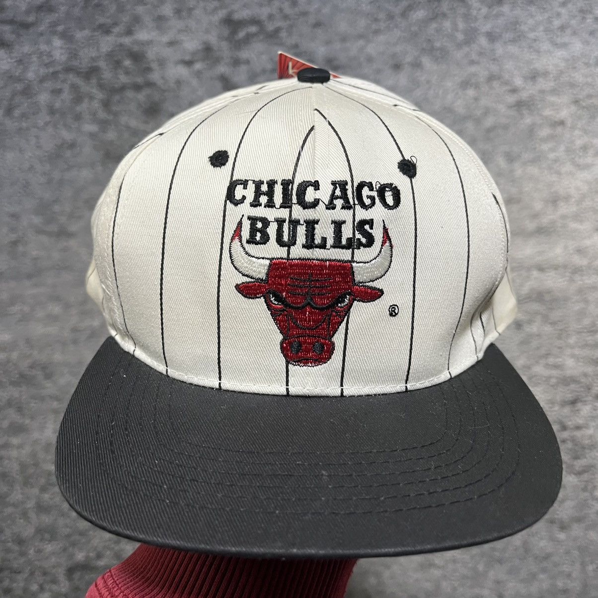 NBA Vintage 90s Chicago Bulls NBA Pinstripe Snapback Hat NEW Size ONE SIZE - 2 Thumbnail