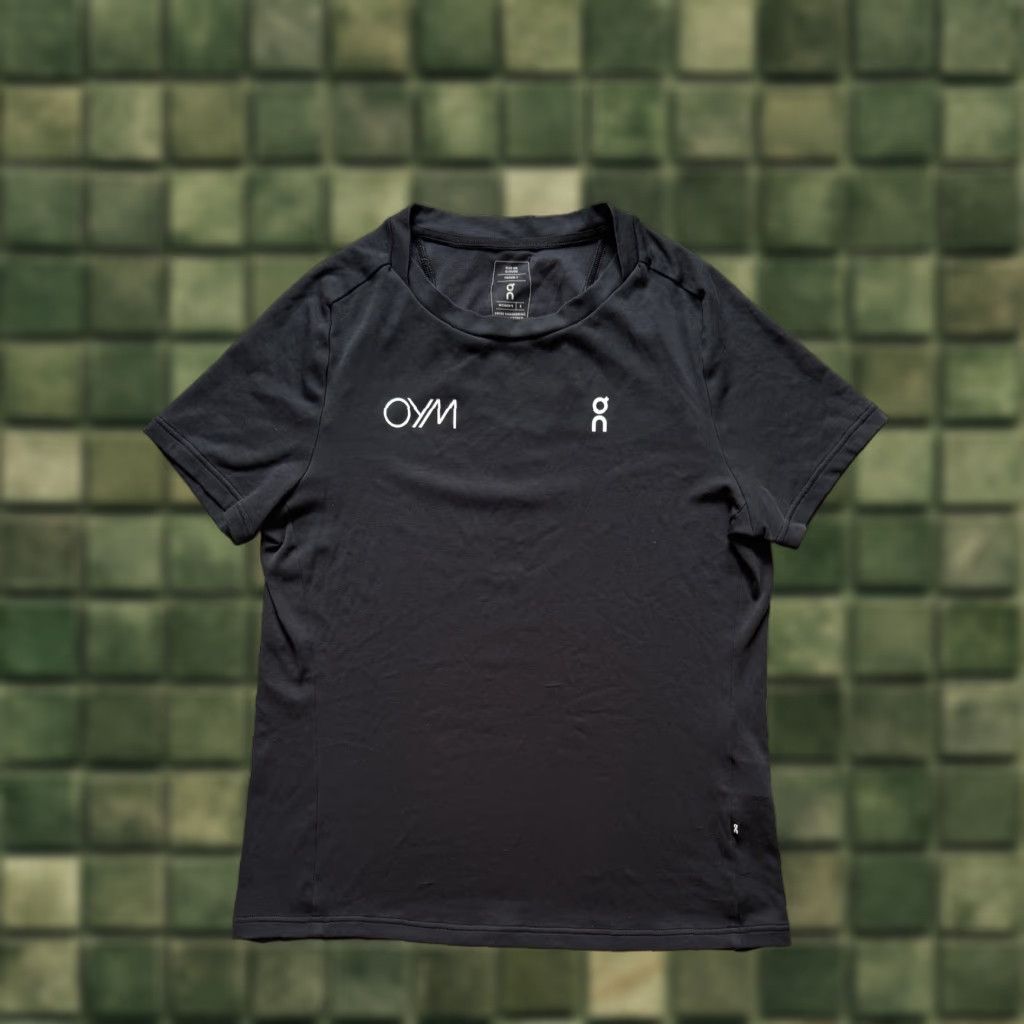 Vintage On Cloud OYM Focus T Women’s T-shirt Short Sleeve Black S Size S / US 4 / IT 40 - 1 Thumbnail