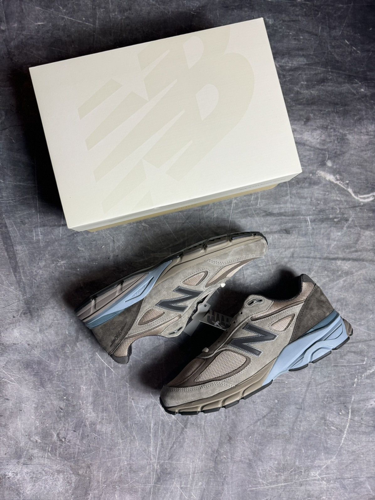 Auralee x New Balance Made in USA 990v4